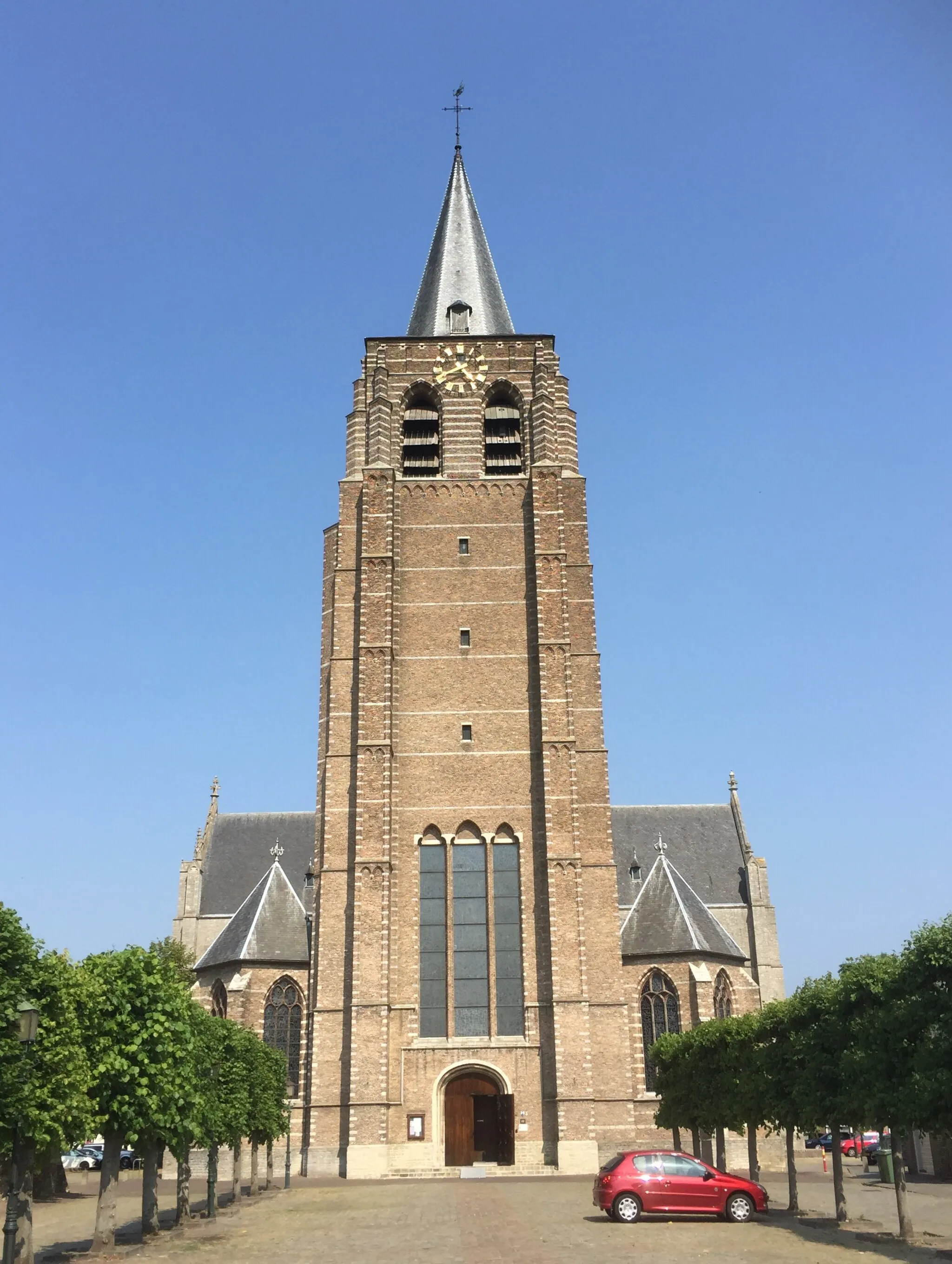 Photo showing: Façade of St Lambert Church, Wouw, Netherlands