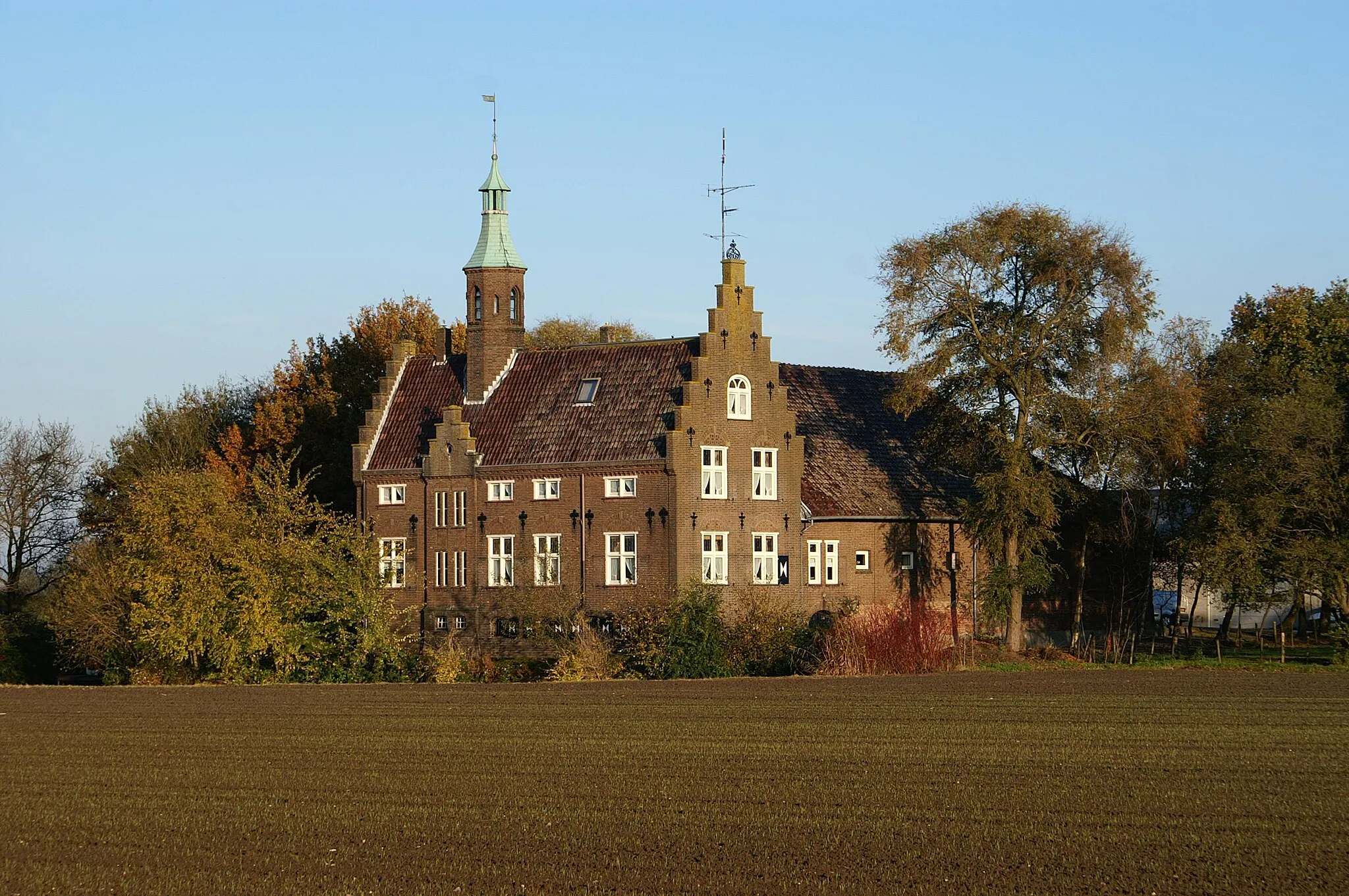 Photo showing: This is an image of rijksmonument number 521013
