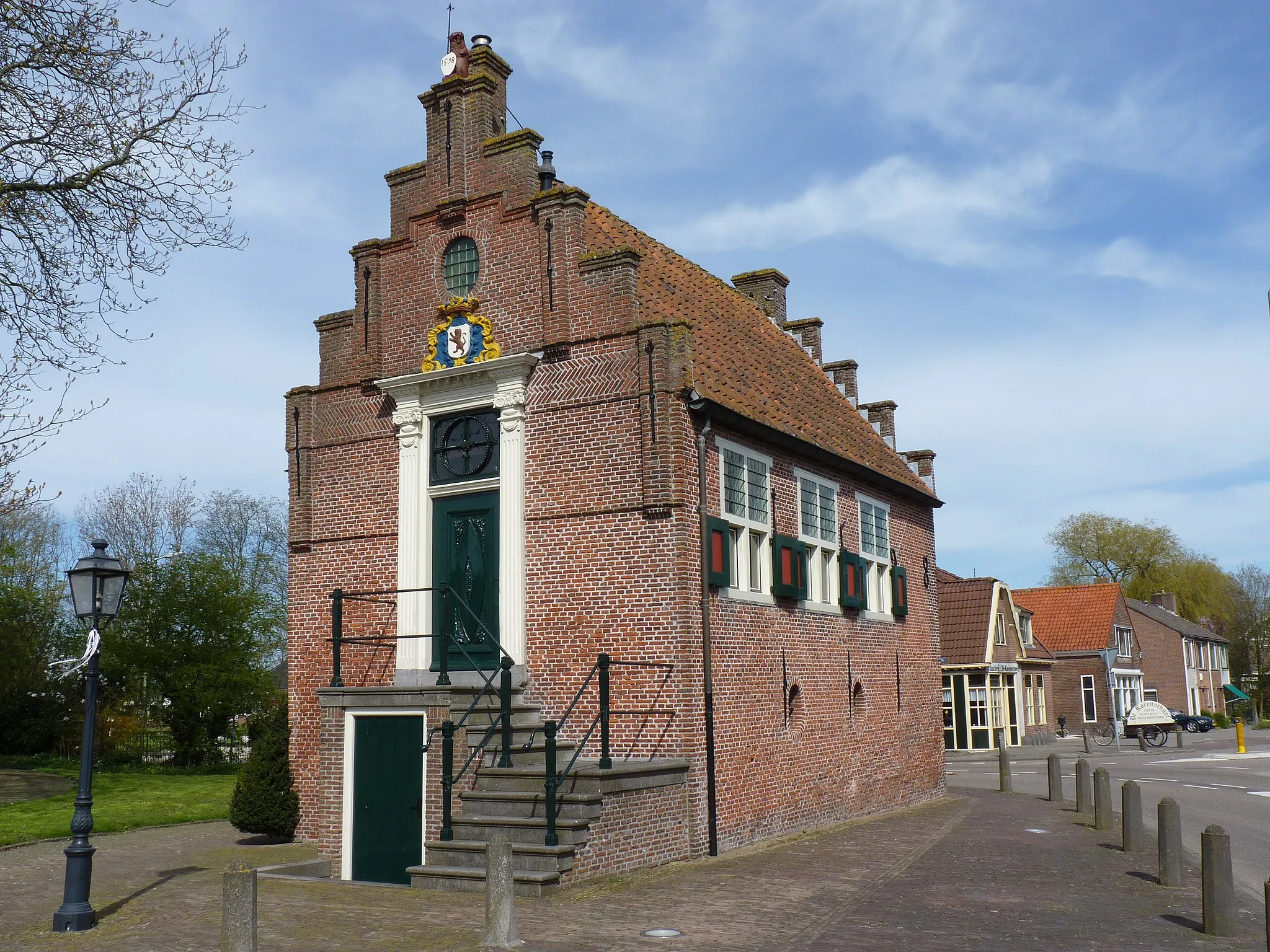 Photo showing: Spanbroek Raadhuis