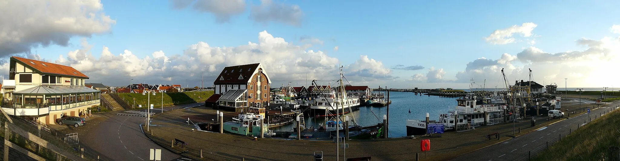 Photo showing: Panorama des Hafens von Oudeschild (Texel, Niederlande)