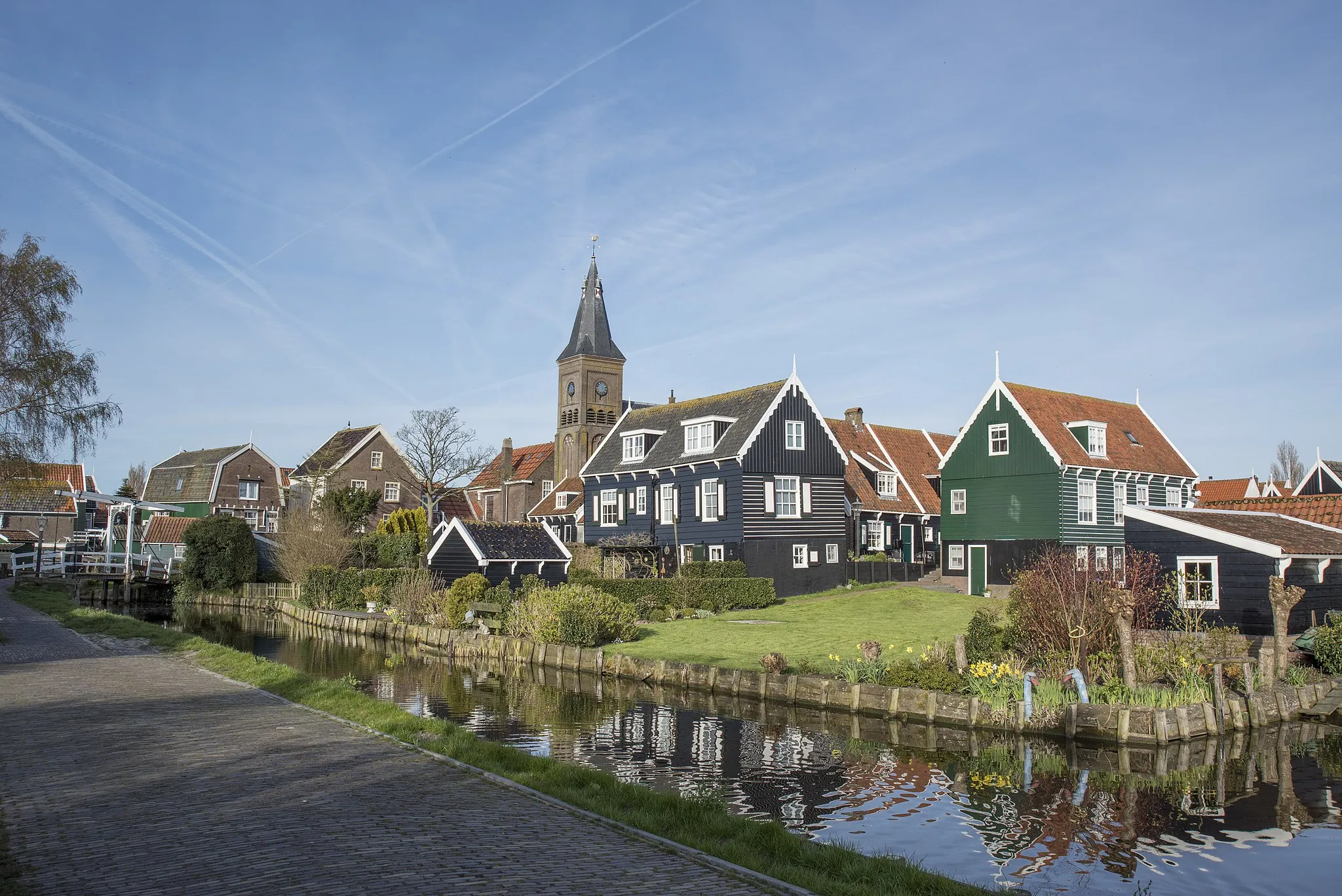 Photo showing: Kerkbuurt Marken 2015