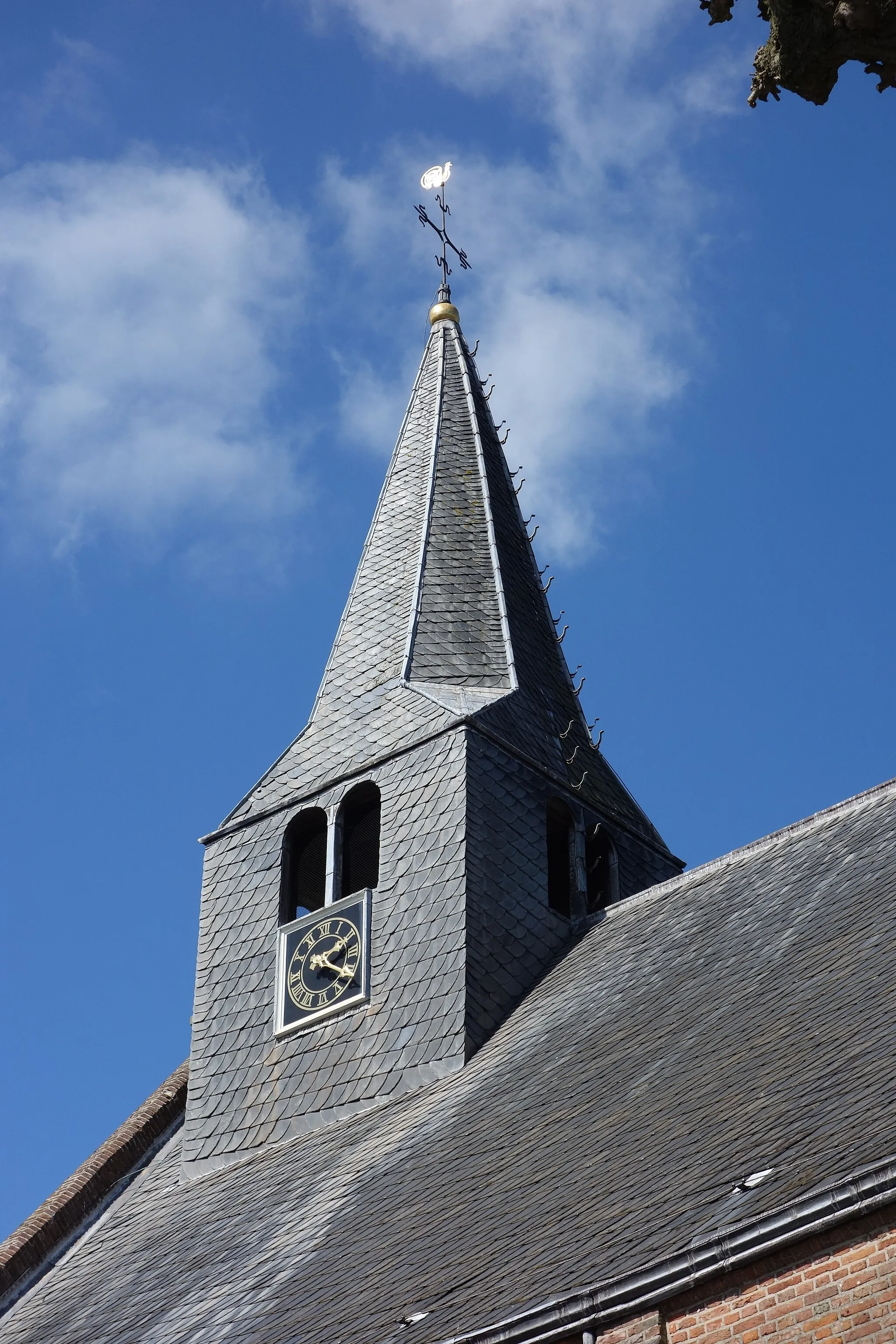 Photo showing: De toren van de Nederlands Hervormde kerk van Beets gezien vanuit het zuid-westen.