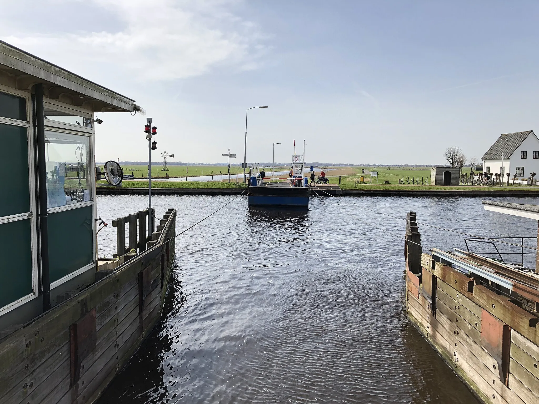 Photo showing: Ferry service between Ilpendam and Landsmeer in Noord-Holland, the Netherlands.