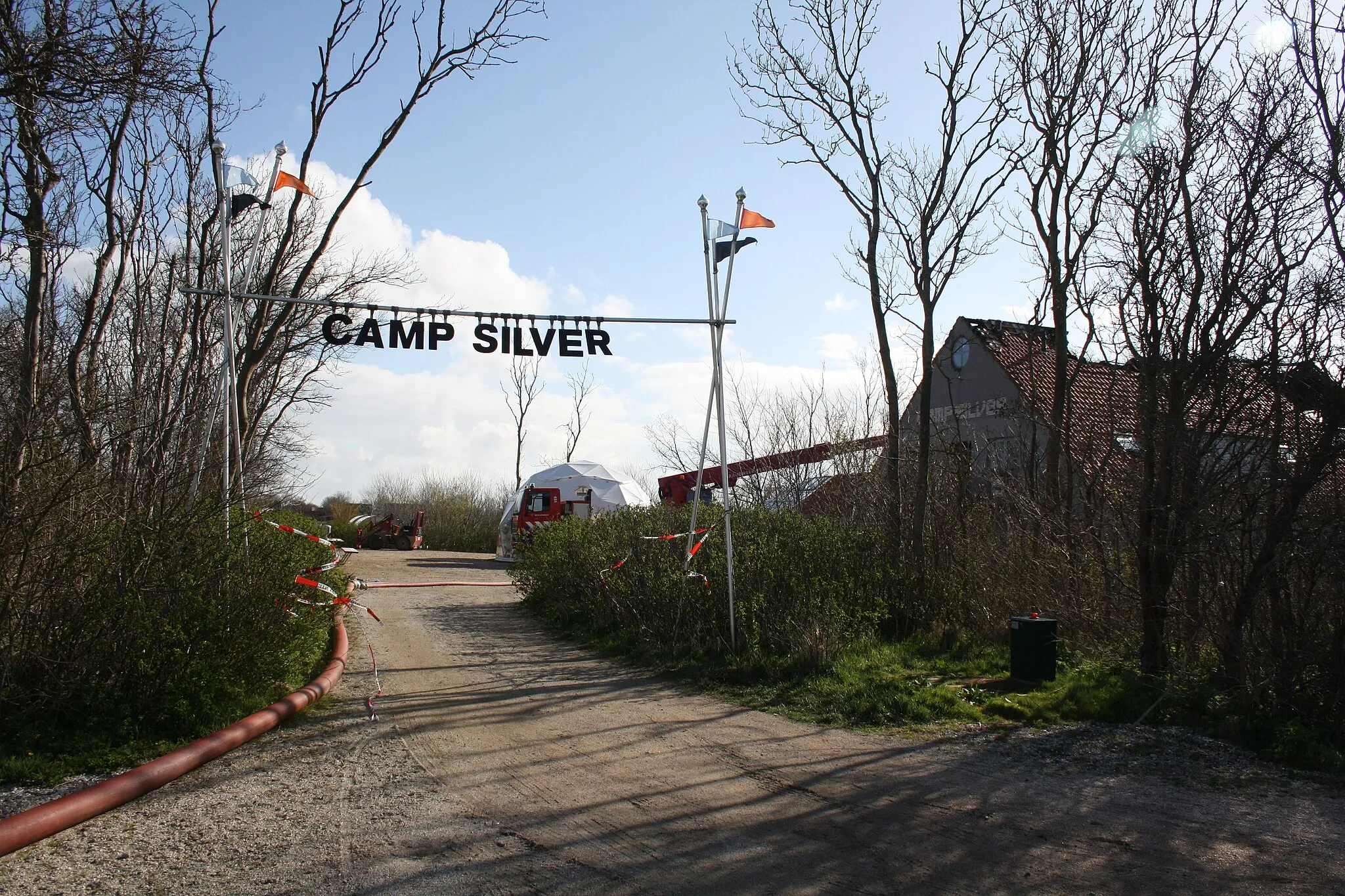 Photo showing: -Oosterend - Silvercamp - brand 06-04-2038