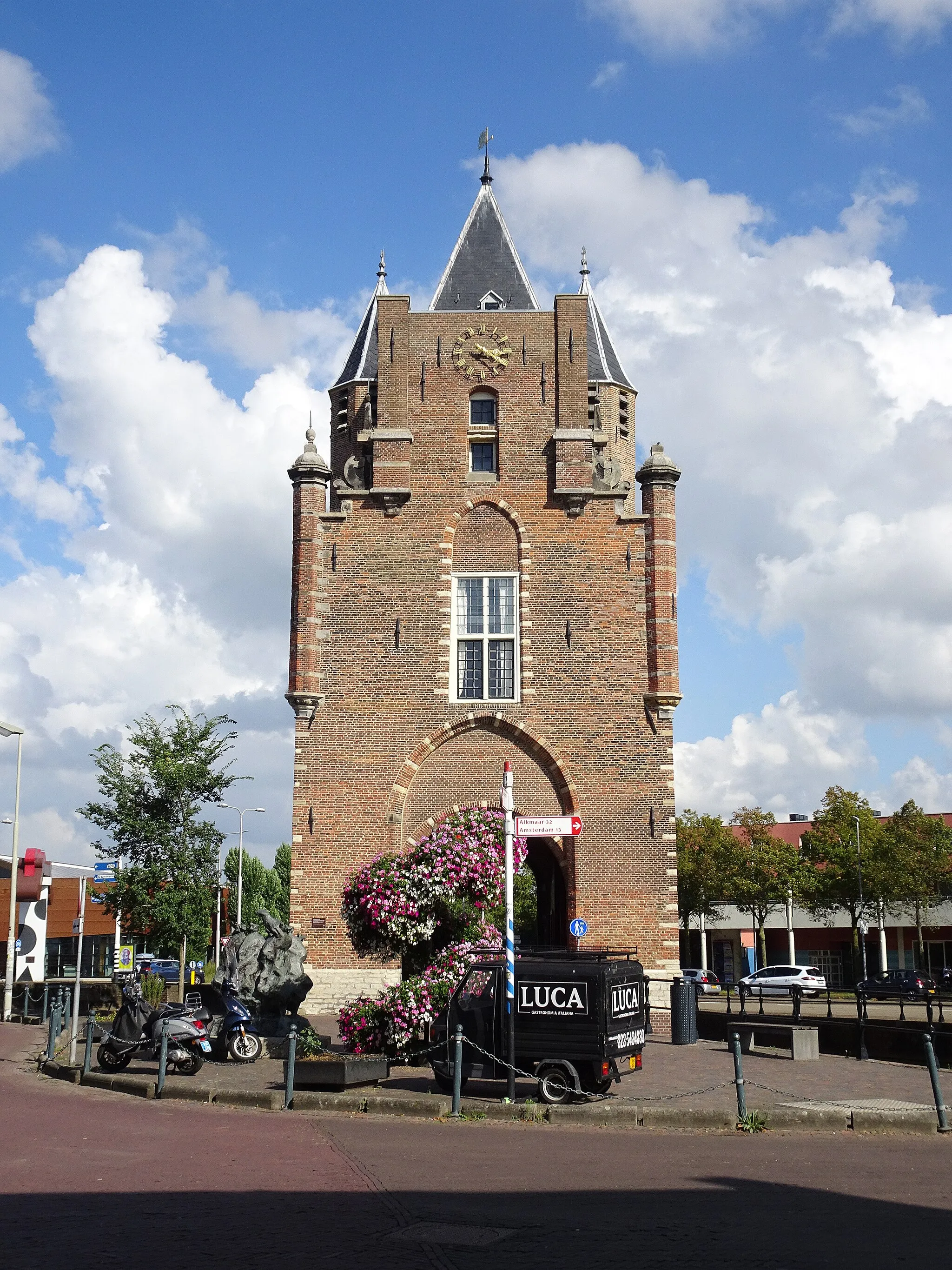 Photo showing: Amsterdamse Poort Spaarnwouderstraat, Haarlem, Netherlands