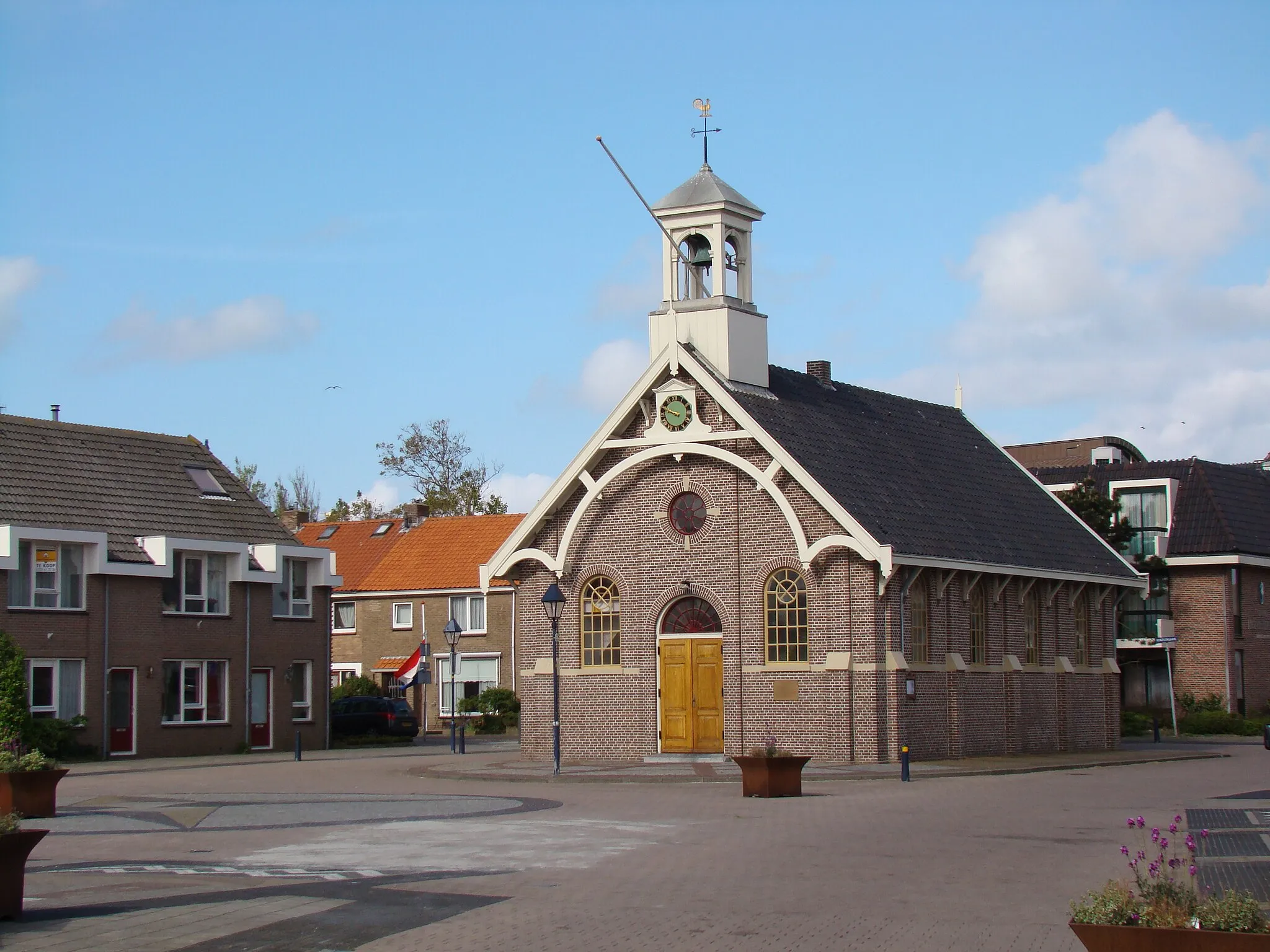 Photo showing: Impressions of Den Helder and surrounding, Fort Kijkduin, Julianadorp

huisduinen church