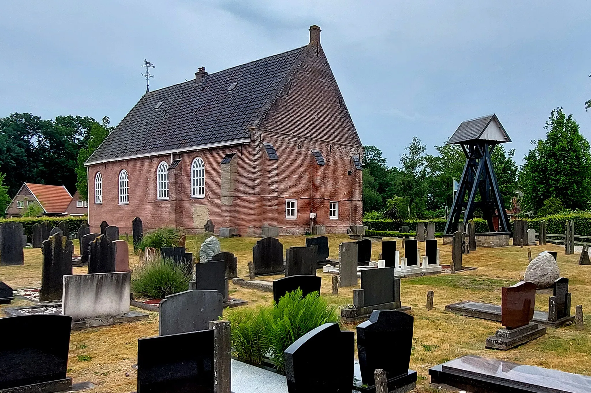 Photo showing: Boyl, Sint-Martinustsjerke mei klokkestoel