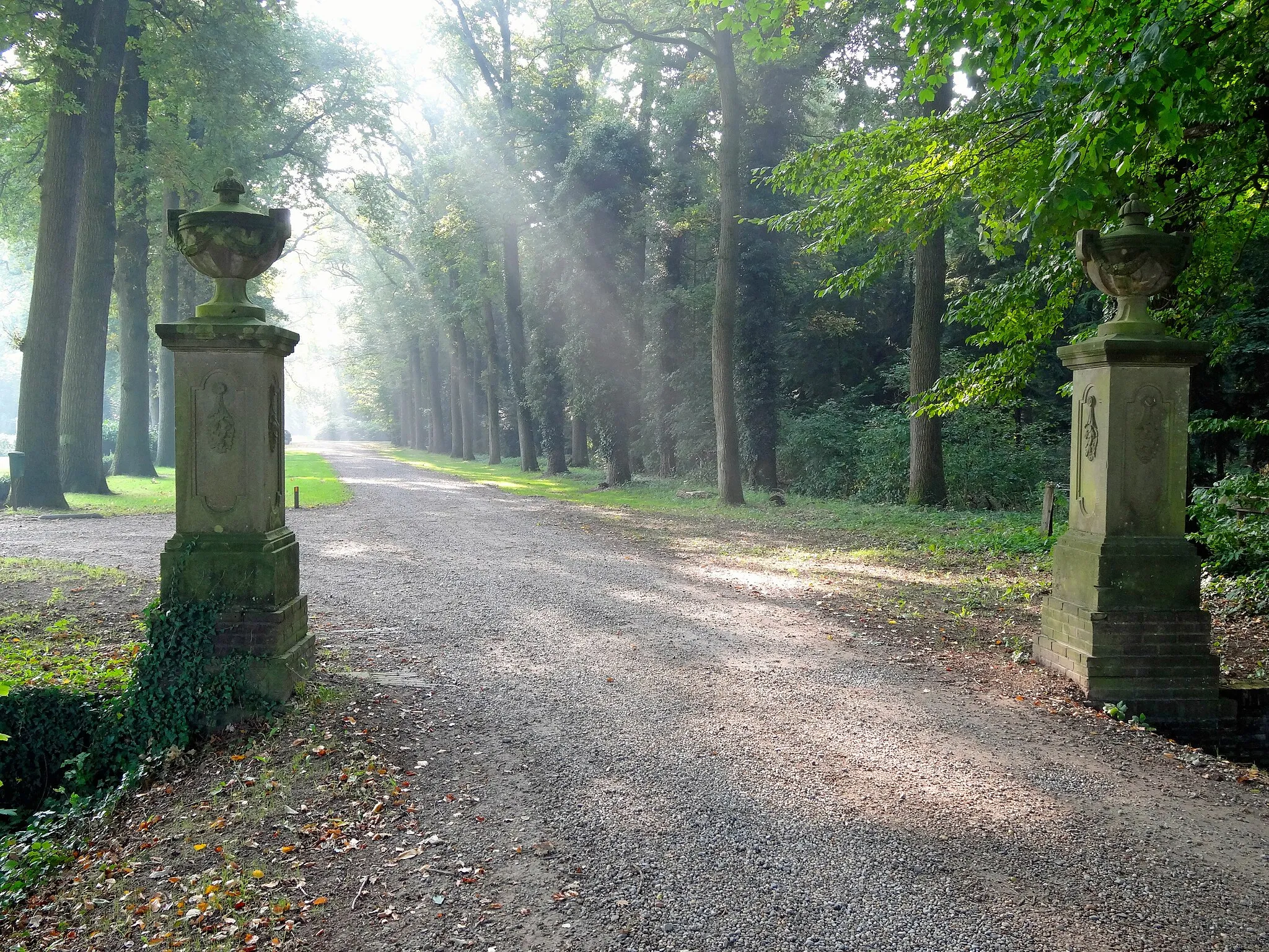 Photo showing: Hekpijlers landgoed Mataram (gemeente Dalfsen)