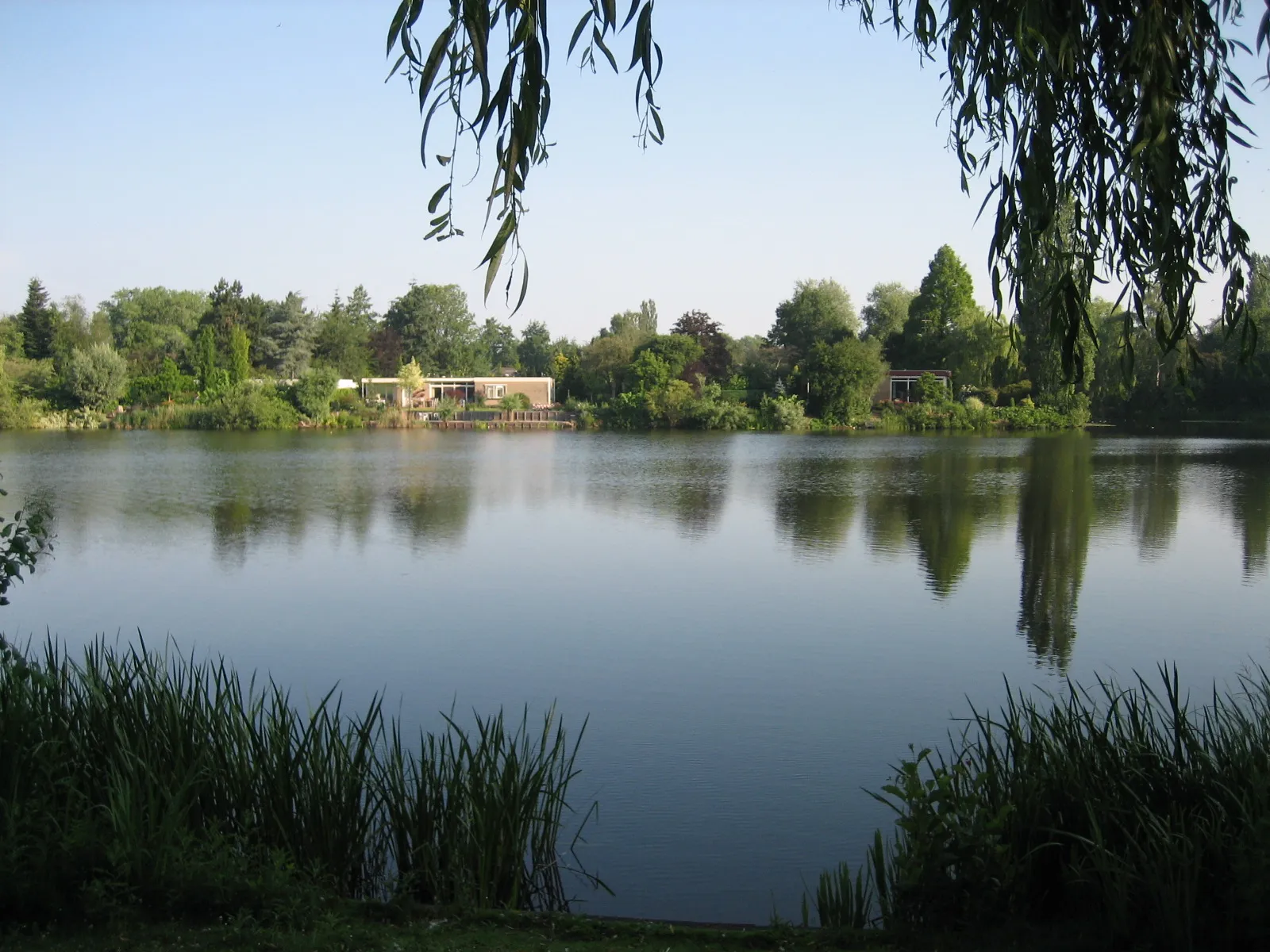 Photo showing: De Nieuwleusener Hulsterplas1 in Nieuwleusen (Overijssel, Nederland)