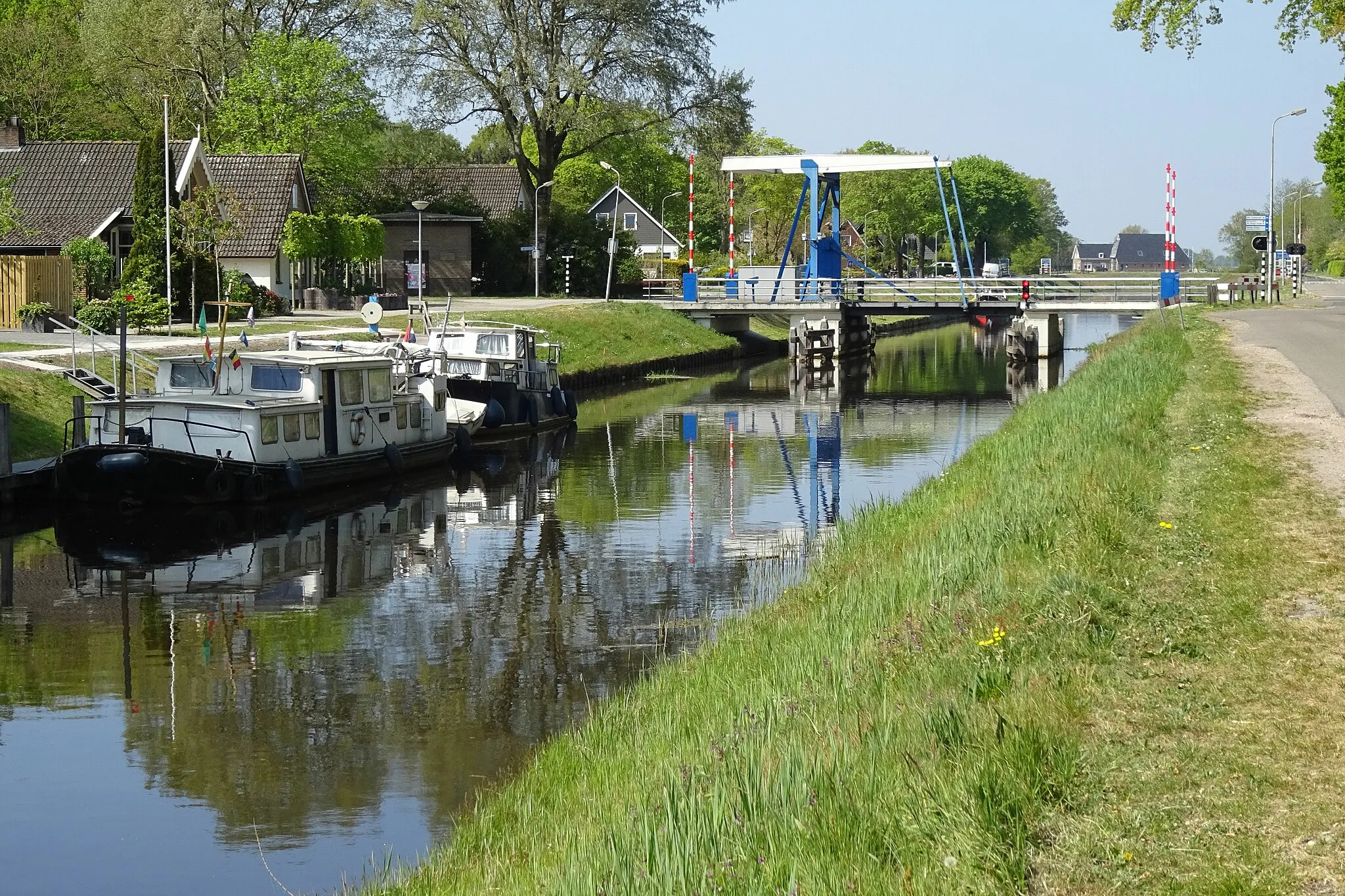 Photo showing: Geesbrug - Verlengde Hoogeveensche Vaart