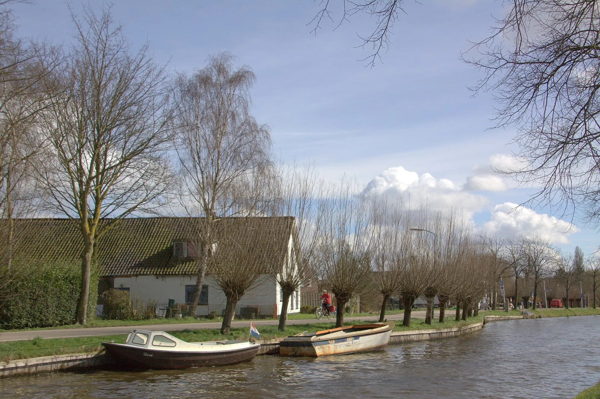 Photo showing: Vanaf de Utrechtsestraatweg zien we over de Leidsche Rijn het buurtschap Harmelerwaard.