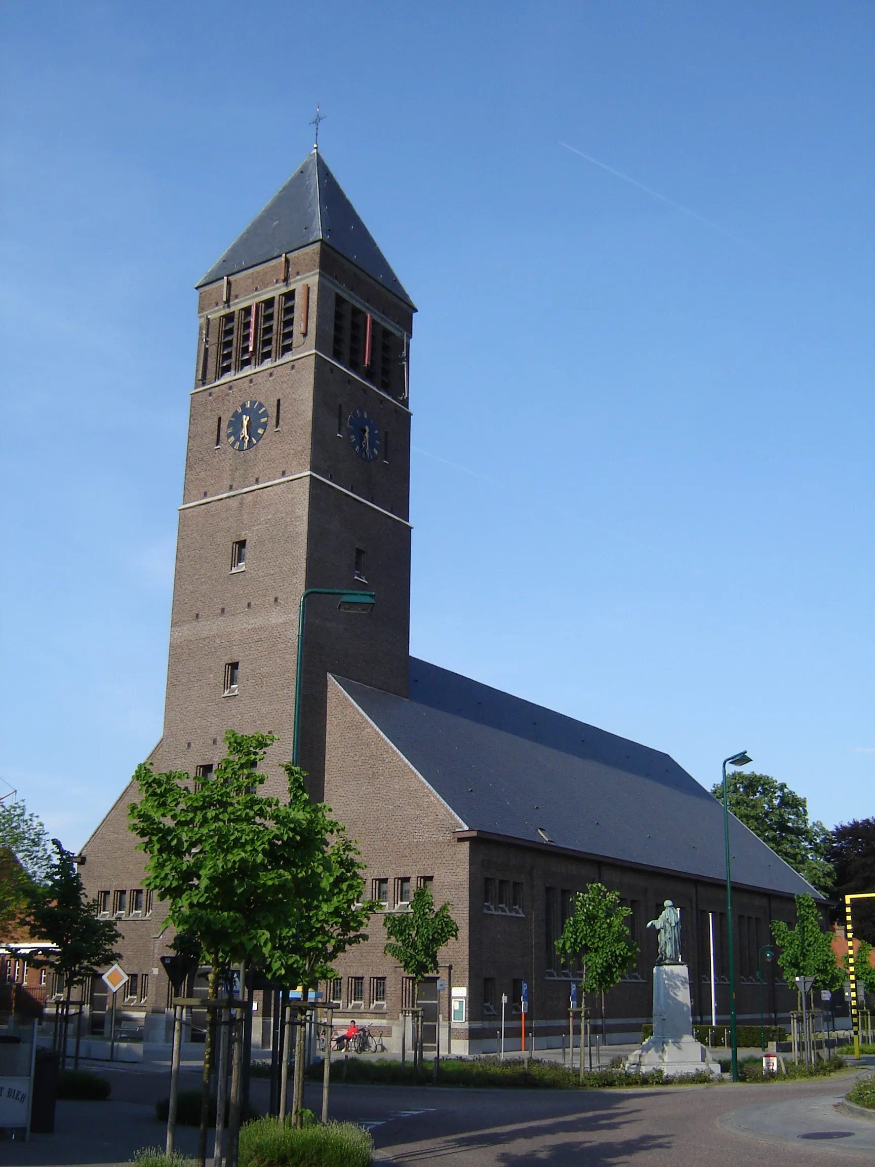 Photo showing: Church of the Assumption of Mary in Ertvelde. Ertvelde, Evergem, East Flanders, Belgium