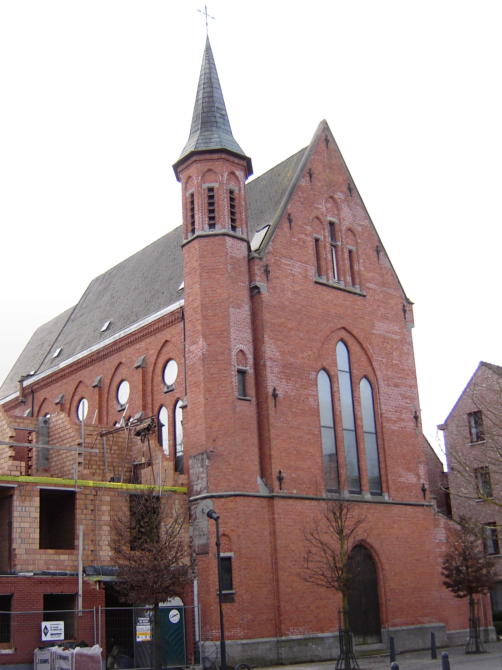 Photo showing: Chapel of the convent of Maria Reparatrix in Sinaai. Sinaai, Sint-Niklaas, East Flanders, Belgium