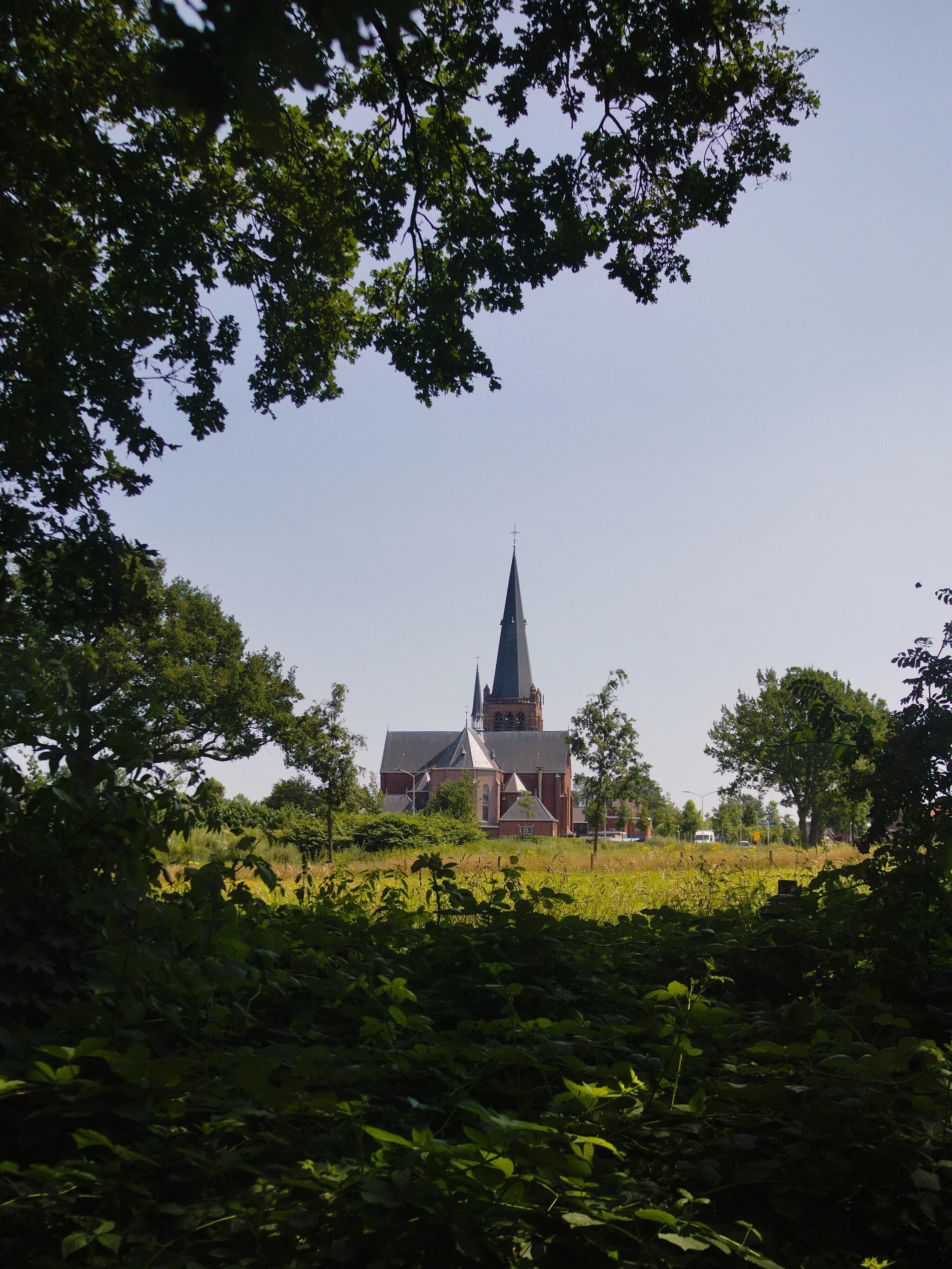 Photo showing: De Onze-Lieve-Vrouw-Hemelvaartkerk te Hoogerheide in de gemeente Woensdrecht, Nederland