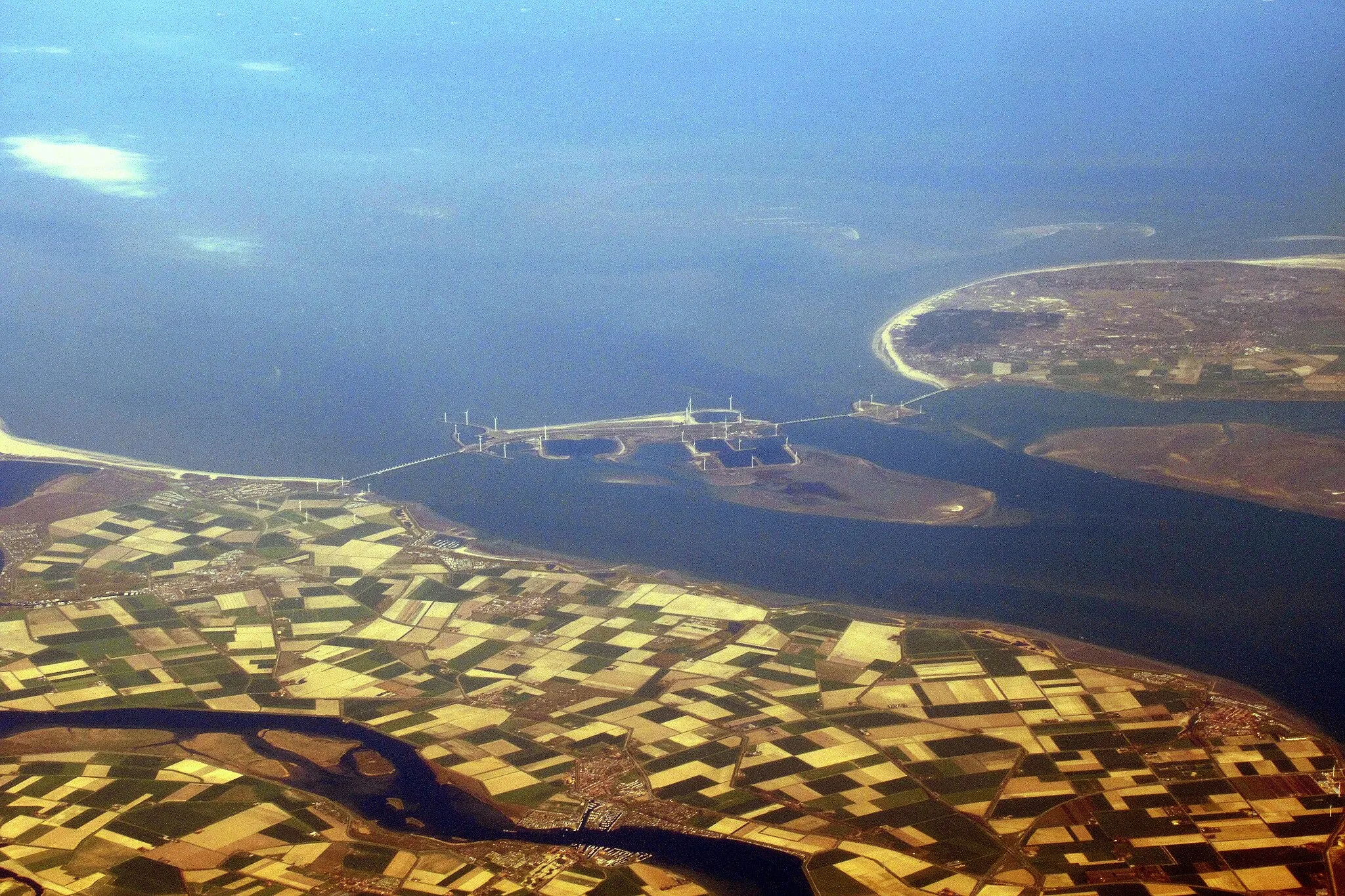 Photo showing: Oosterscheldekering