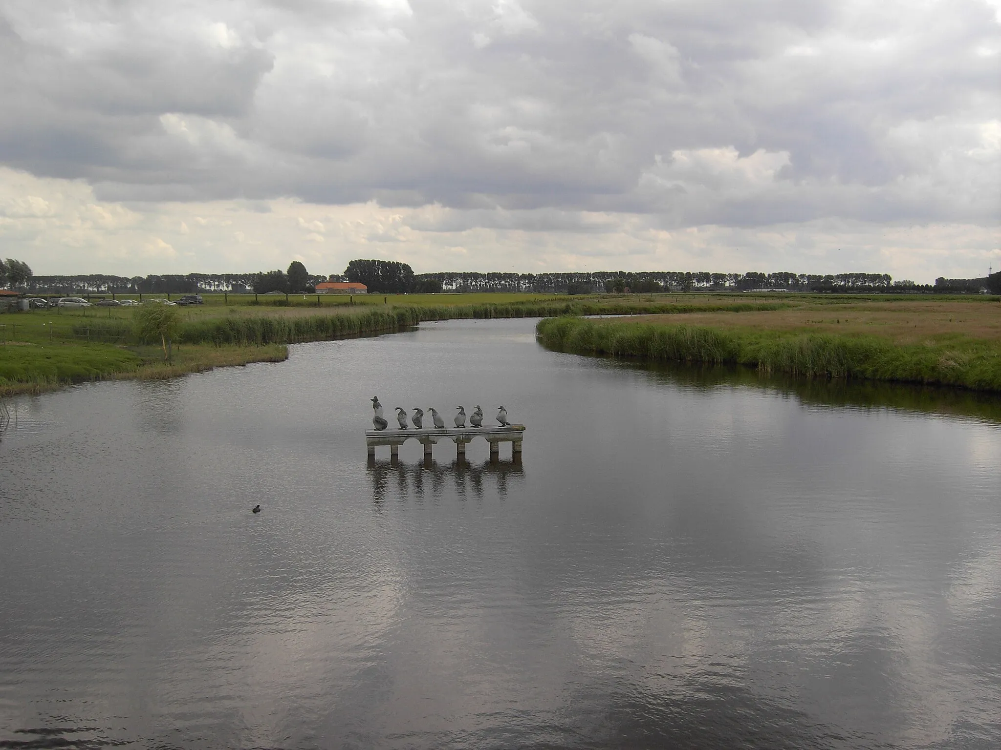 Photo showing: Waterland-Oudeman - Beeldengroep in de Oudemanskreek