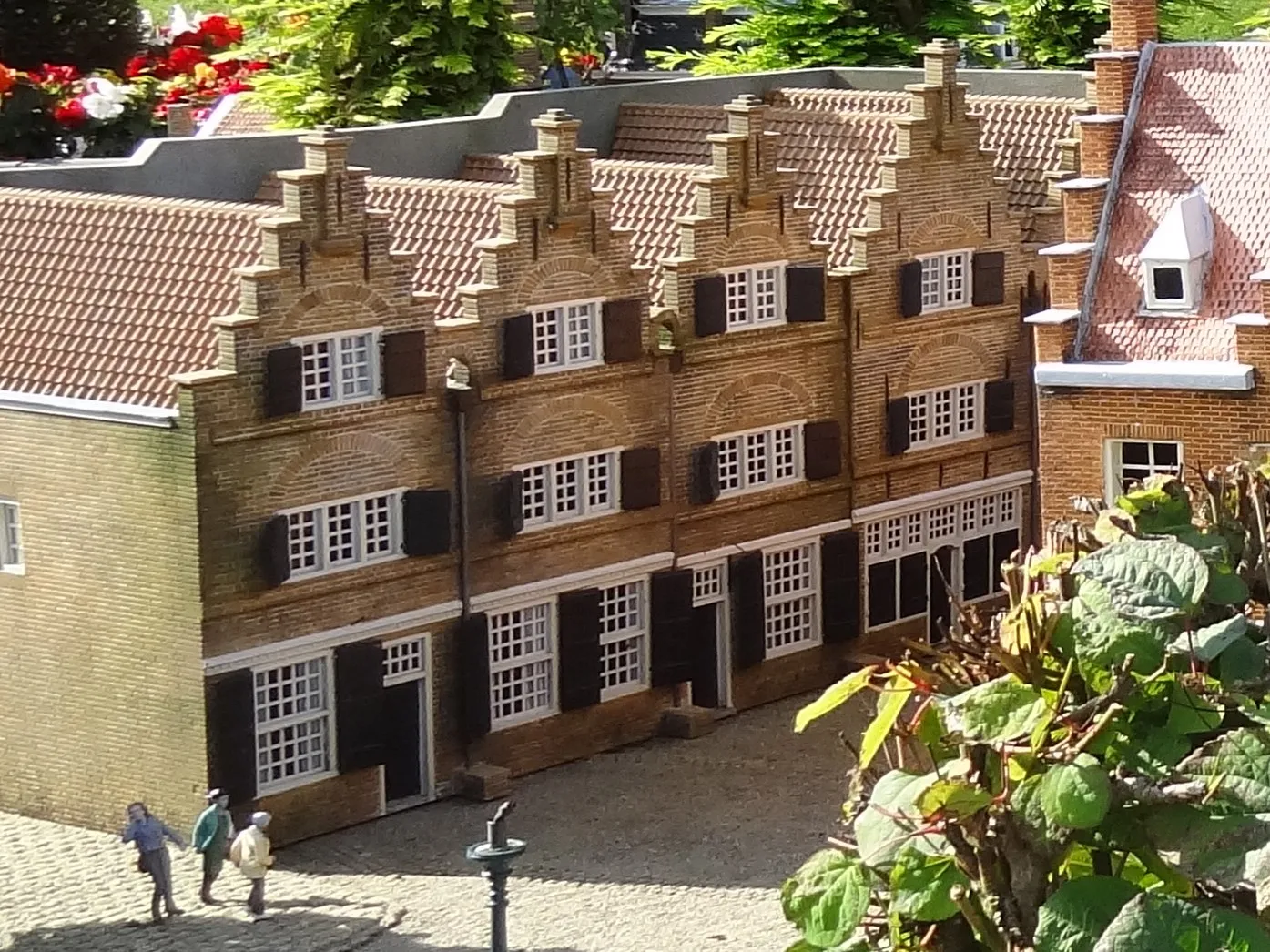 Photo showing: Model of the Regional Museum Goeree-Overflakkee in Sommelsdijk, South Holland at Madurodam