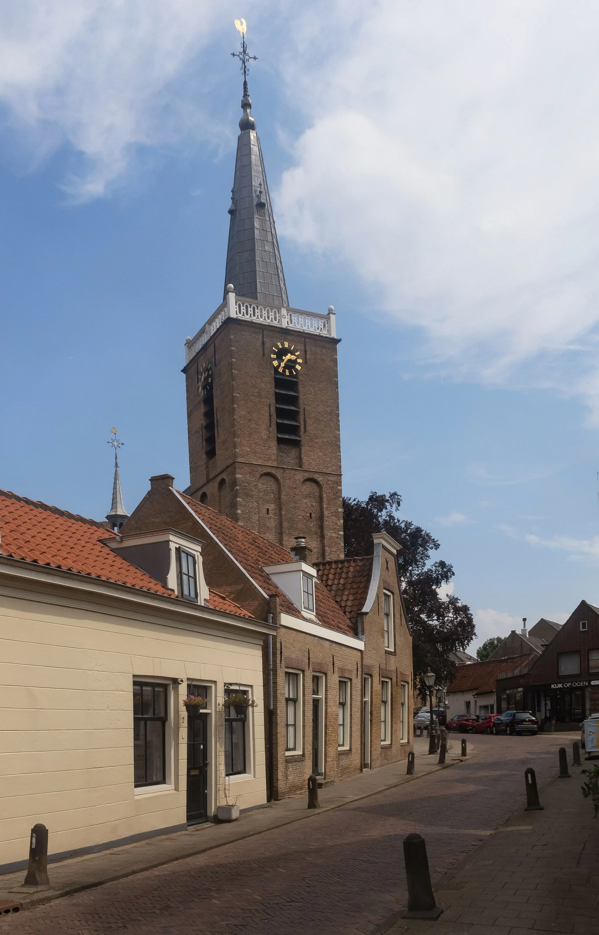 Photo showing: Moordrecht, Dutch reformed church in the street