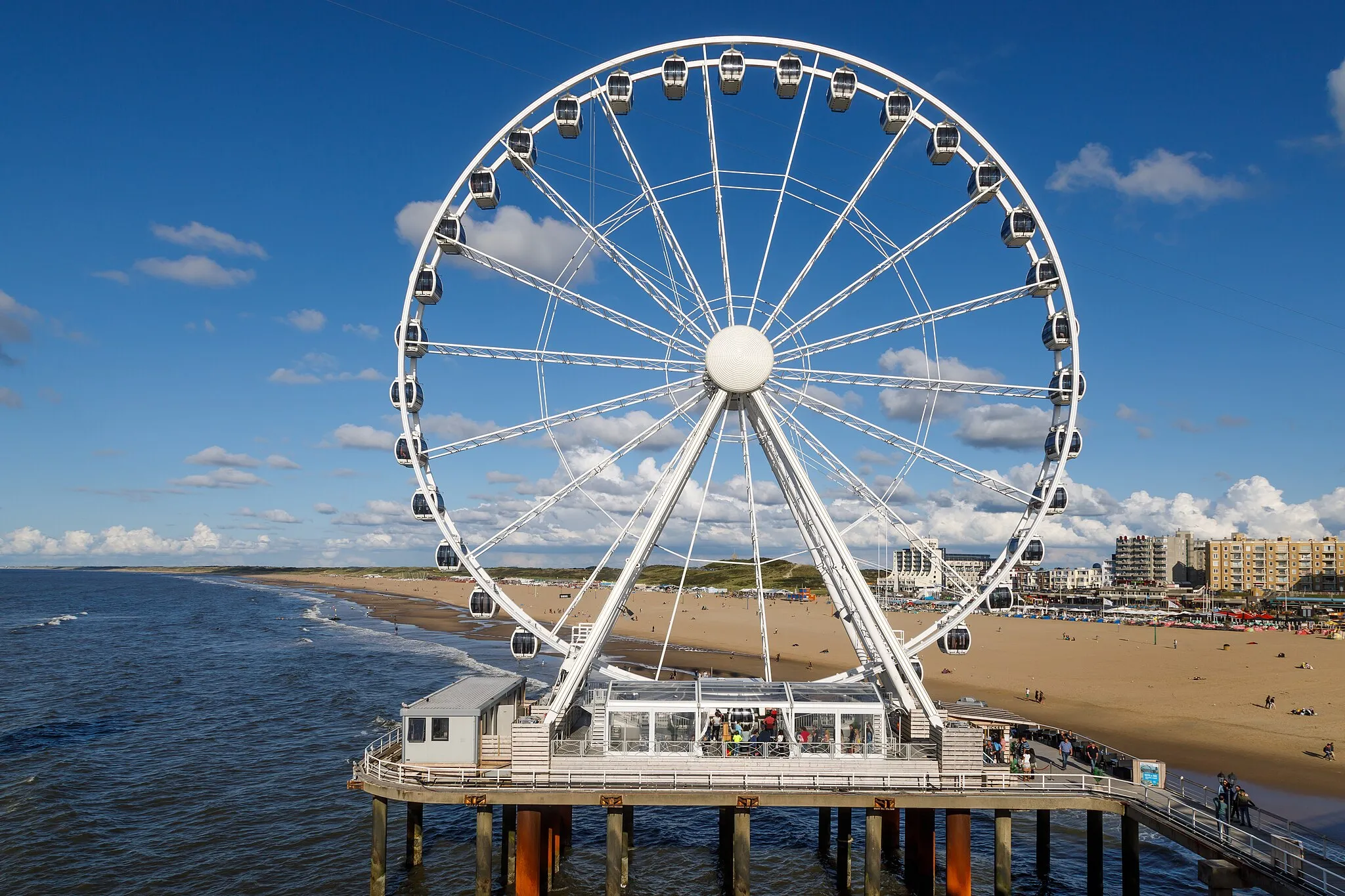 Photo showing: Scheveningen, The Hague, The Netherlands: Ferris Wheel at the Pier