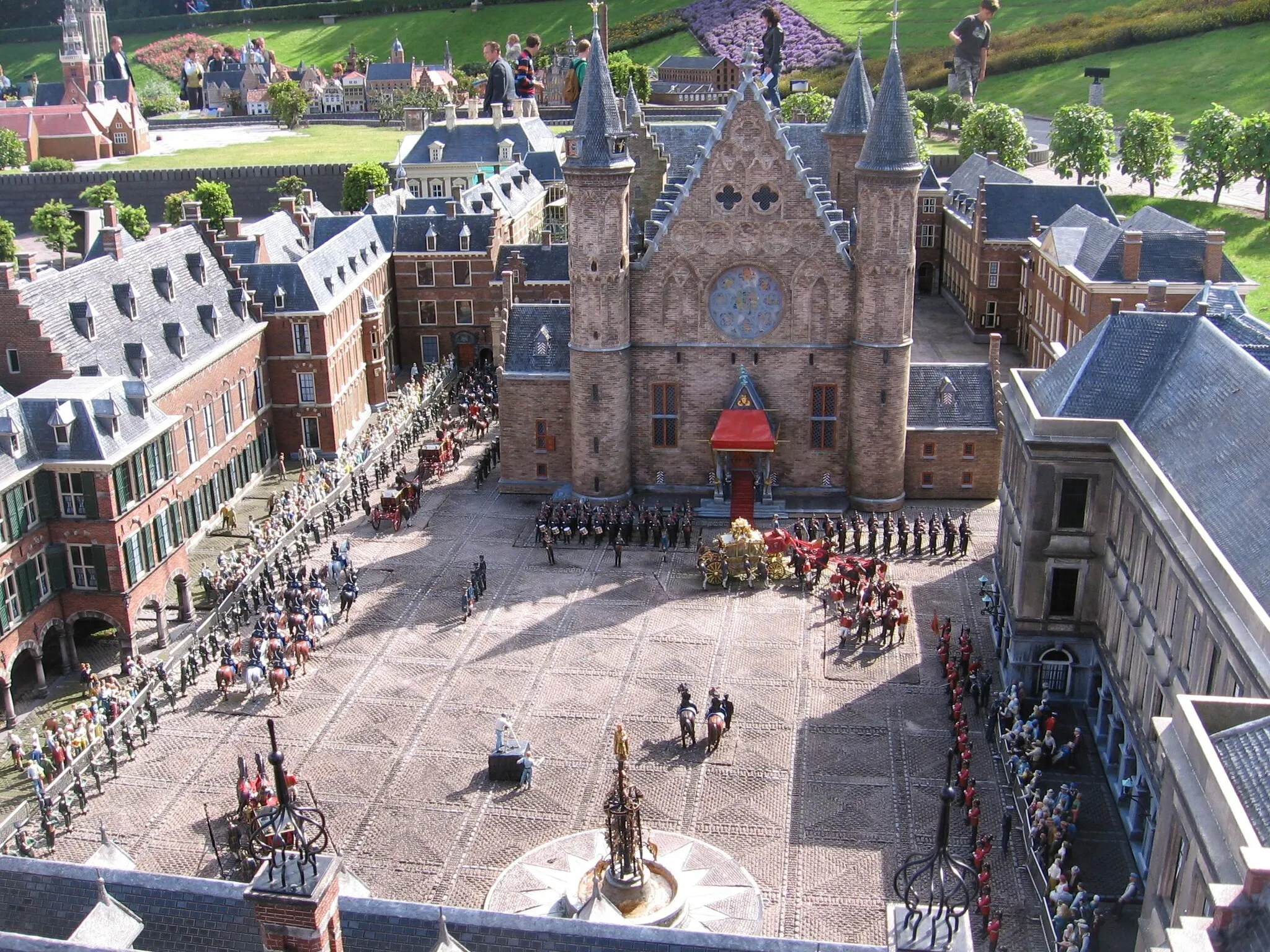 Photo showing: Madurodam miniature city in the Netherlands - model of the Hague Binnenhof.