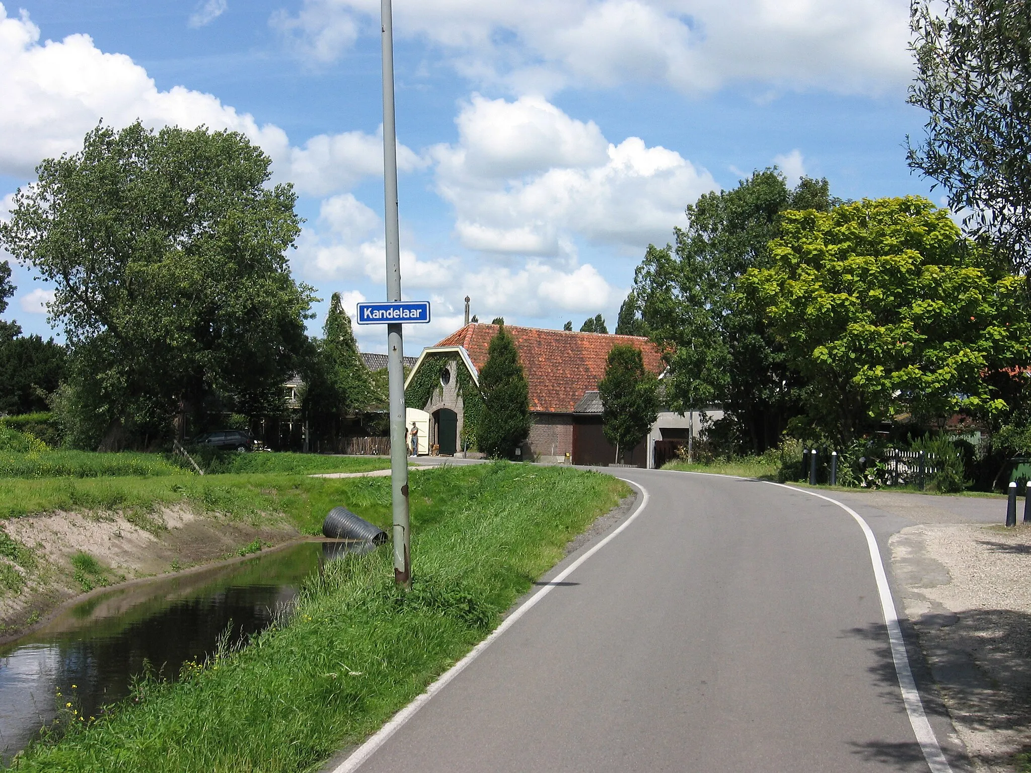 Photo showing: Kandelaar, Overschie