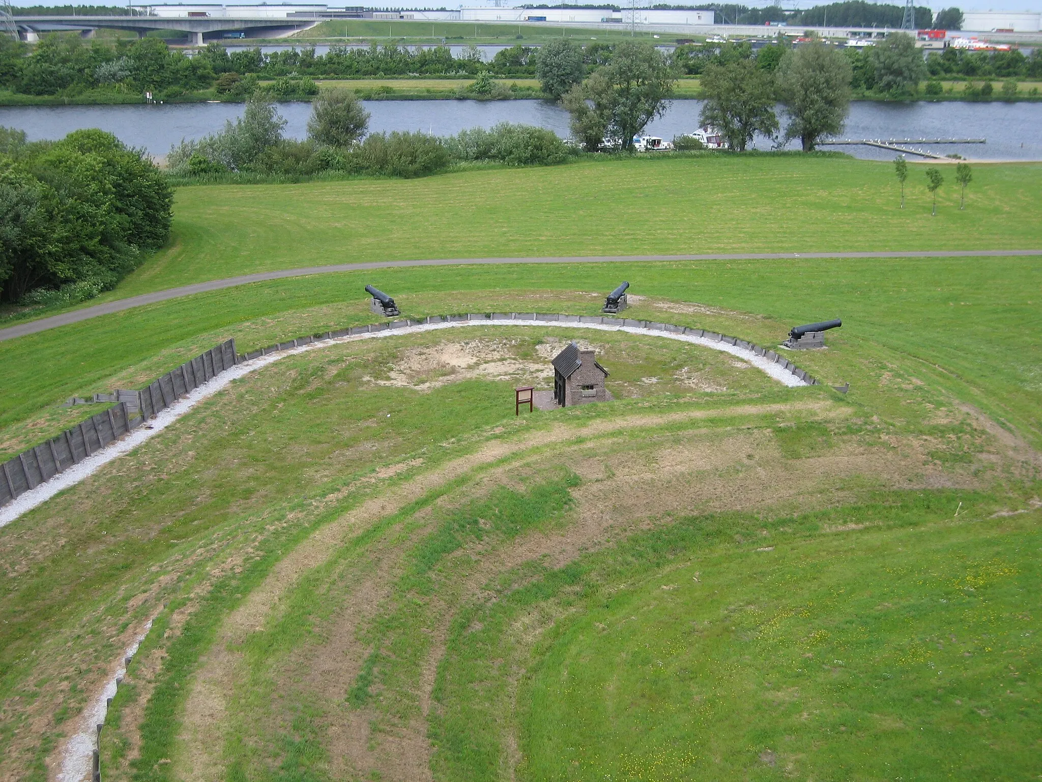 Photo showing: This is an image of rijksmonument number 38888