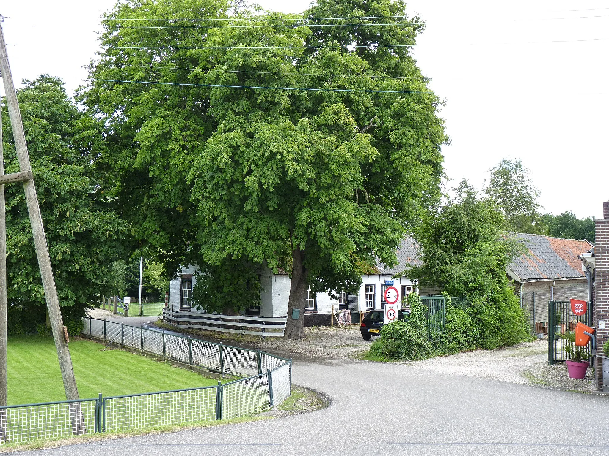 Photo showing: The dangerous corner at the begin of the Vlietkade