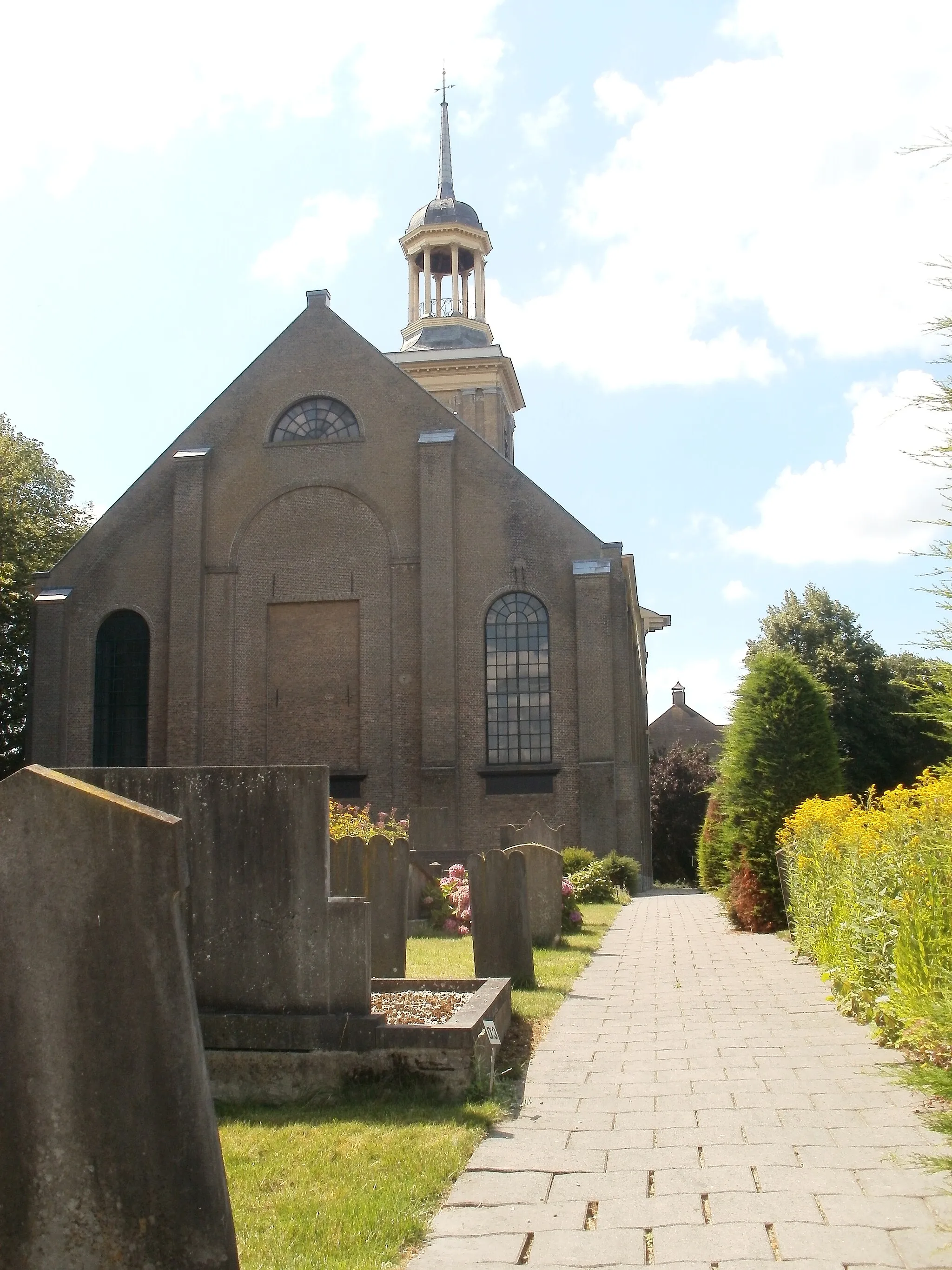 Photo showing: Cemetery of the Protestant Church in the town of Steenbergen, the Netherlands.