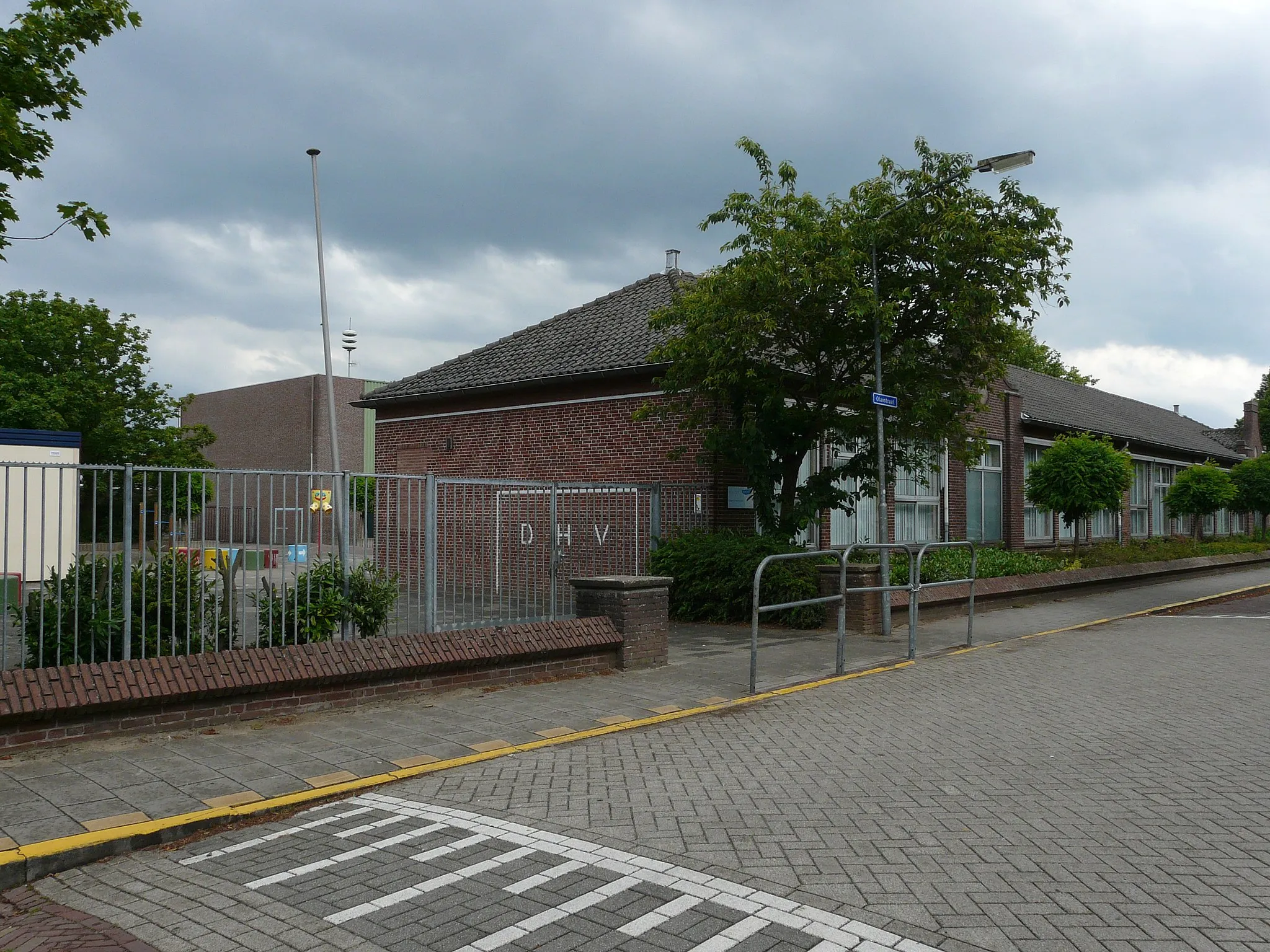 Photo showing: Basisschool de Hoeksteen in Zevenbergschen Hoek