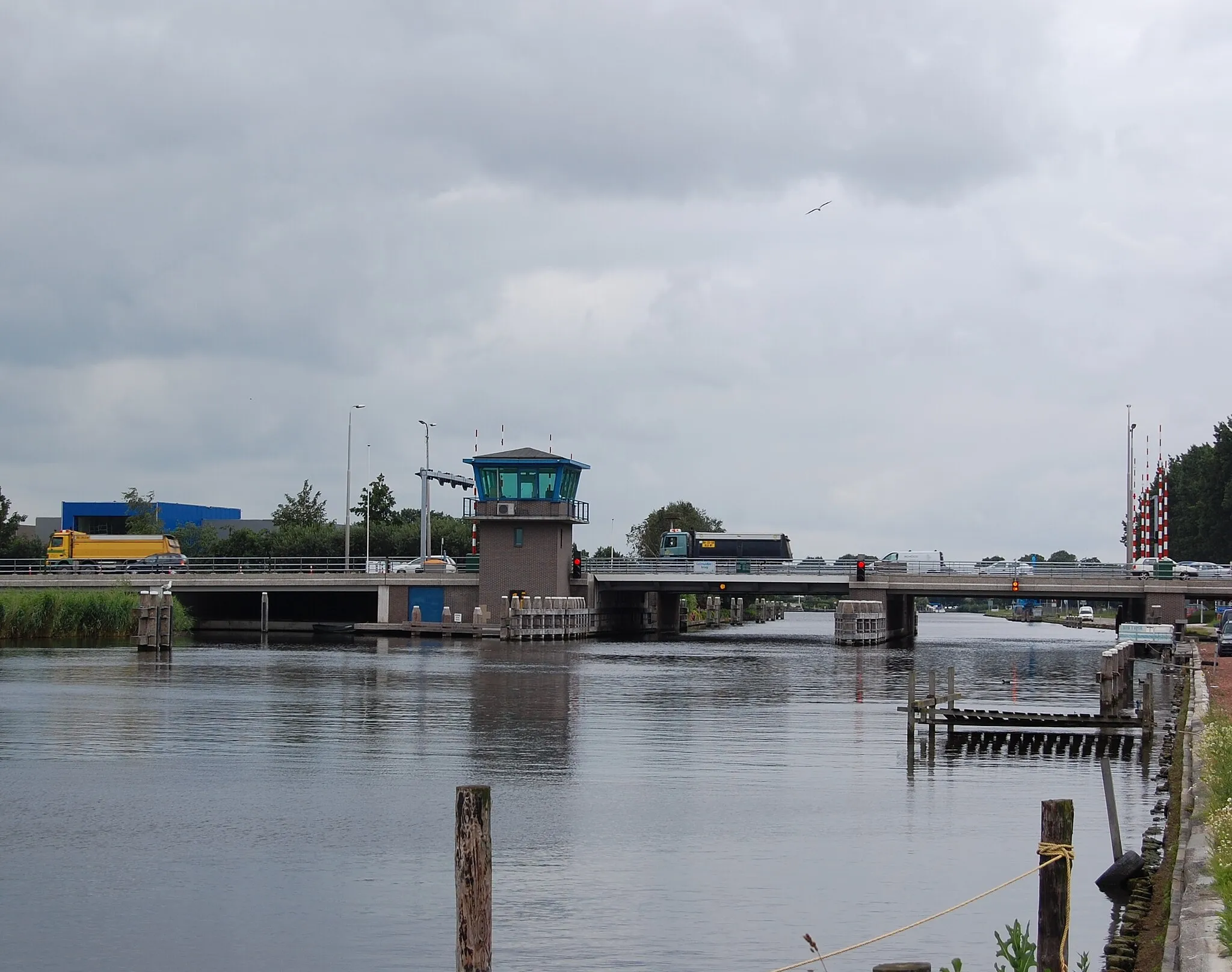 Photo showing: Leimuiderbrug over de Ringvaart van de Haarlemmermeer