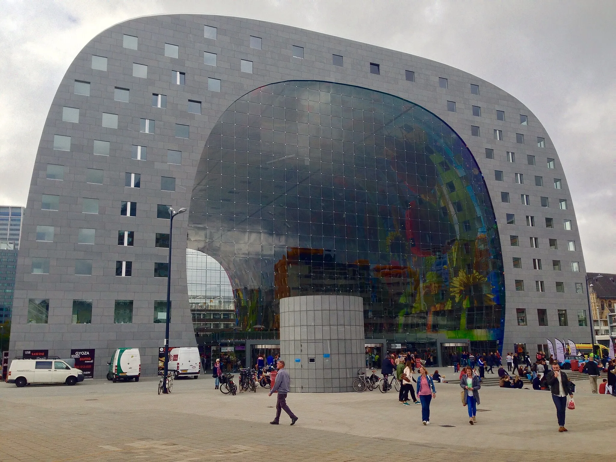 Photo showing: vooraanzicht van de Markthal in Rotterdam op 17 oktober 2014