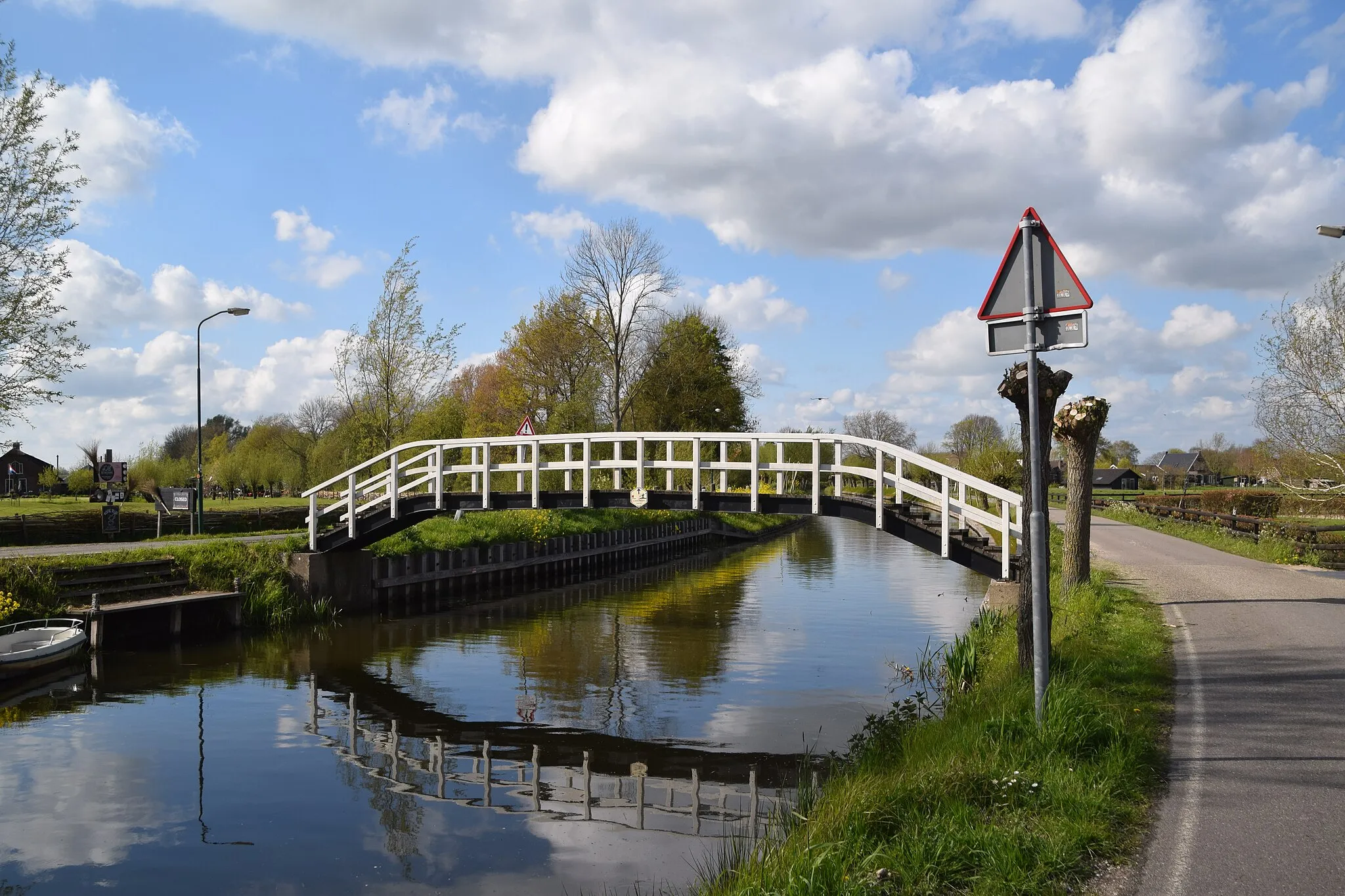 Photo showing: De bruggen over de Lange Linschoten.