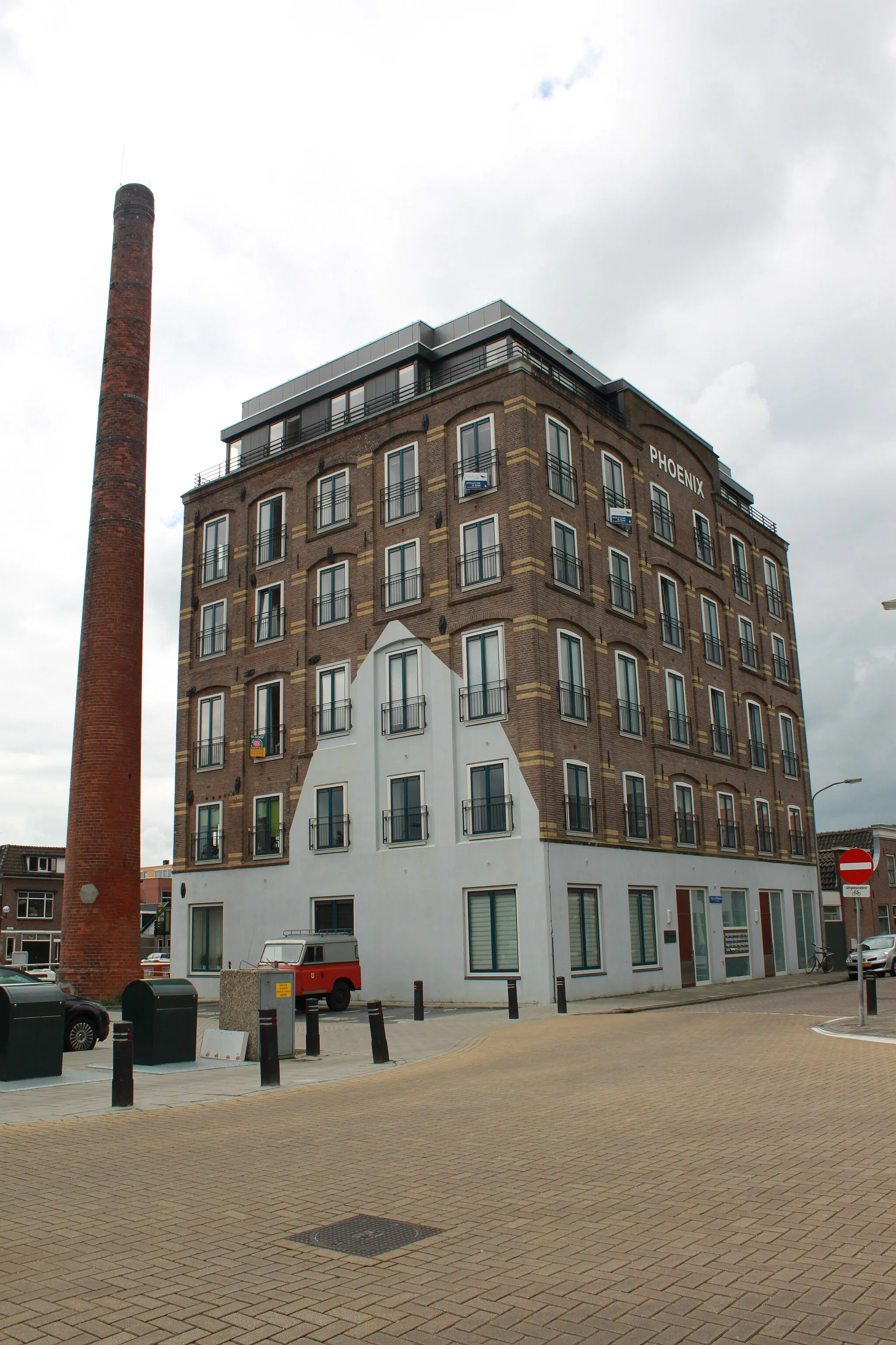 Photo showing: Industrial building in Bodegraven converted into apartments