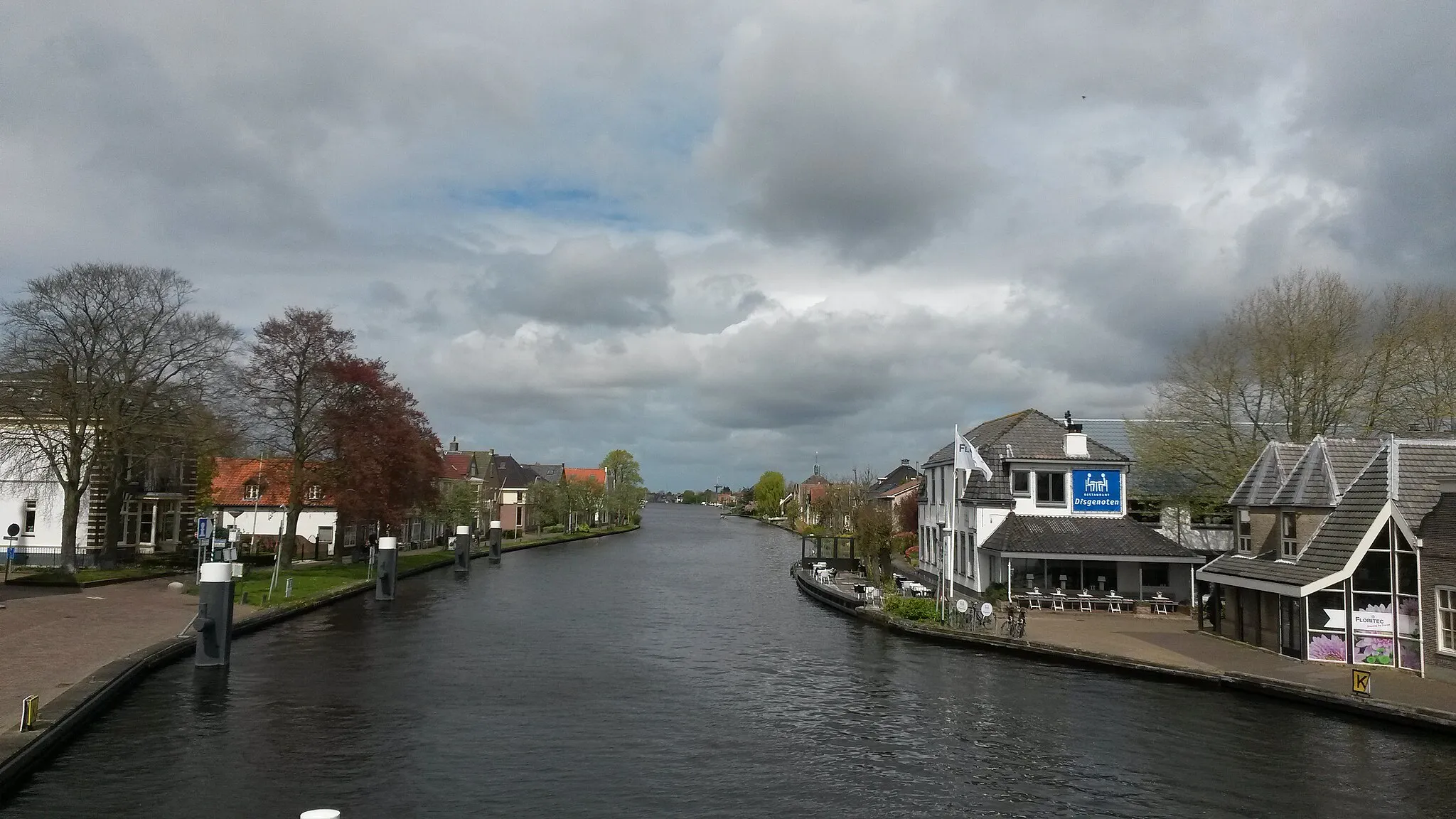 Photo showing: Woudwetering vanaf de Woubrugse brug