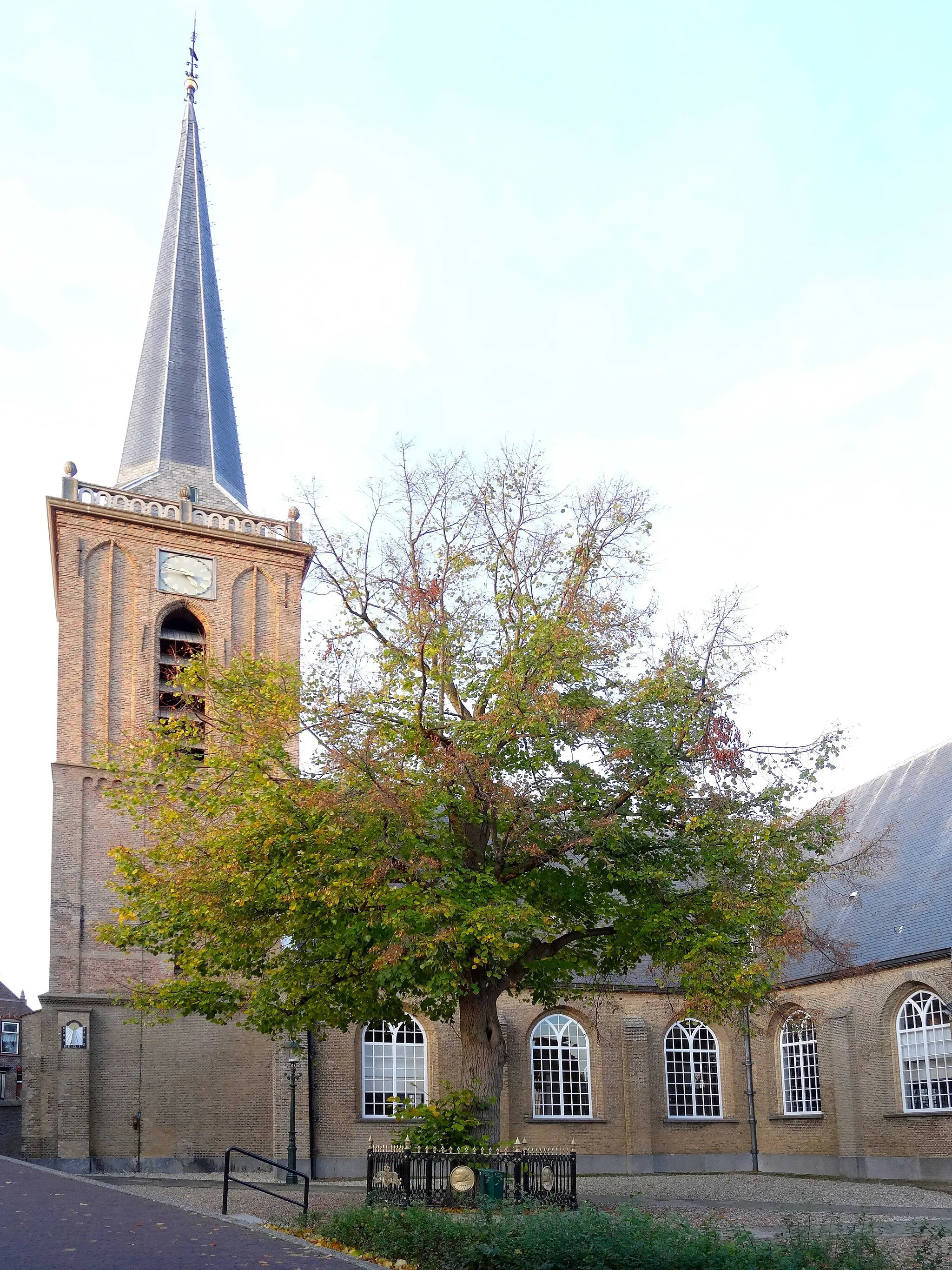 Photo showing: Kerk van Ouderkerk aan den IJssel, zicht vanaf de zuidzijde