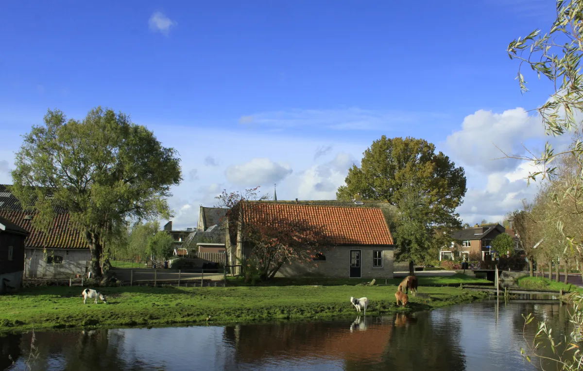 Photo showing: The lovely village Reeuwijk-Dorp, not far from Reeuwijk.