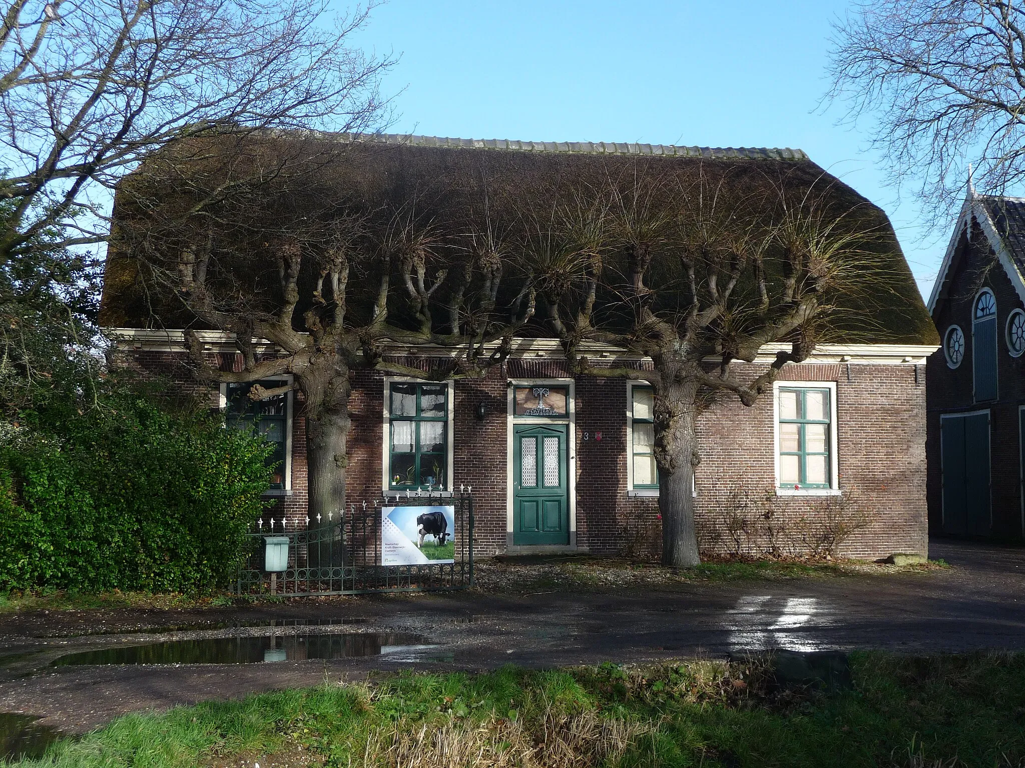 Photo showing: This is an image of a municipal monument in Nieuwkoop with number