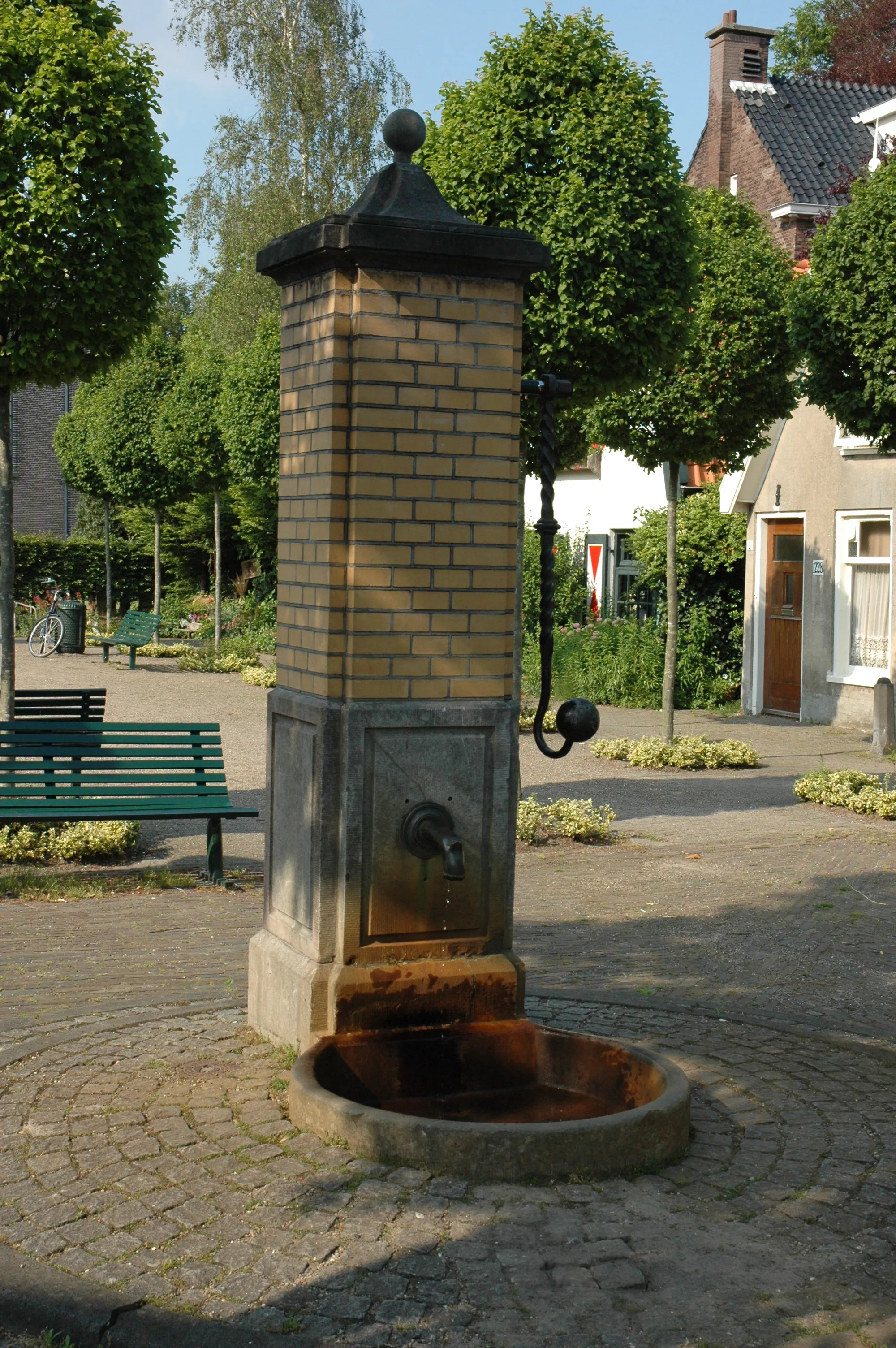 Photo showing: Sloten dorpsplein