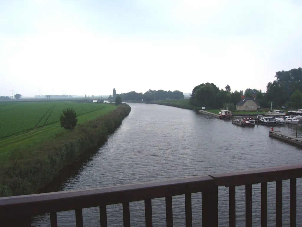 Photo showing: Mark River near Zevenbergen, Netherlands