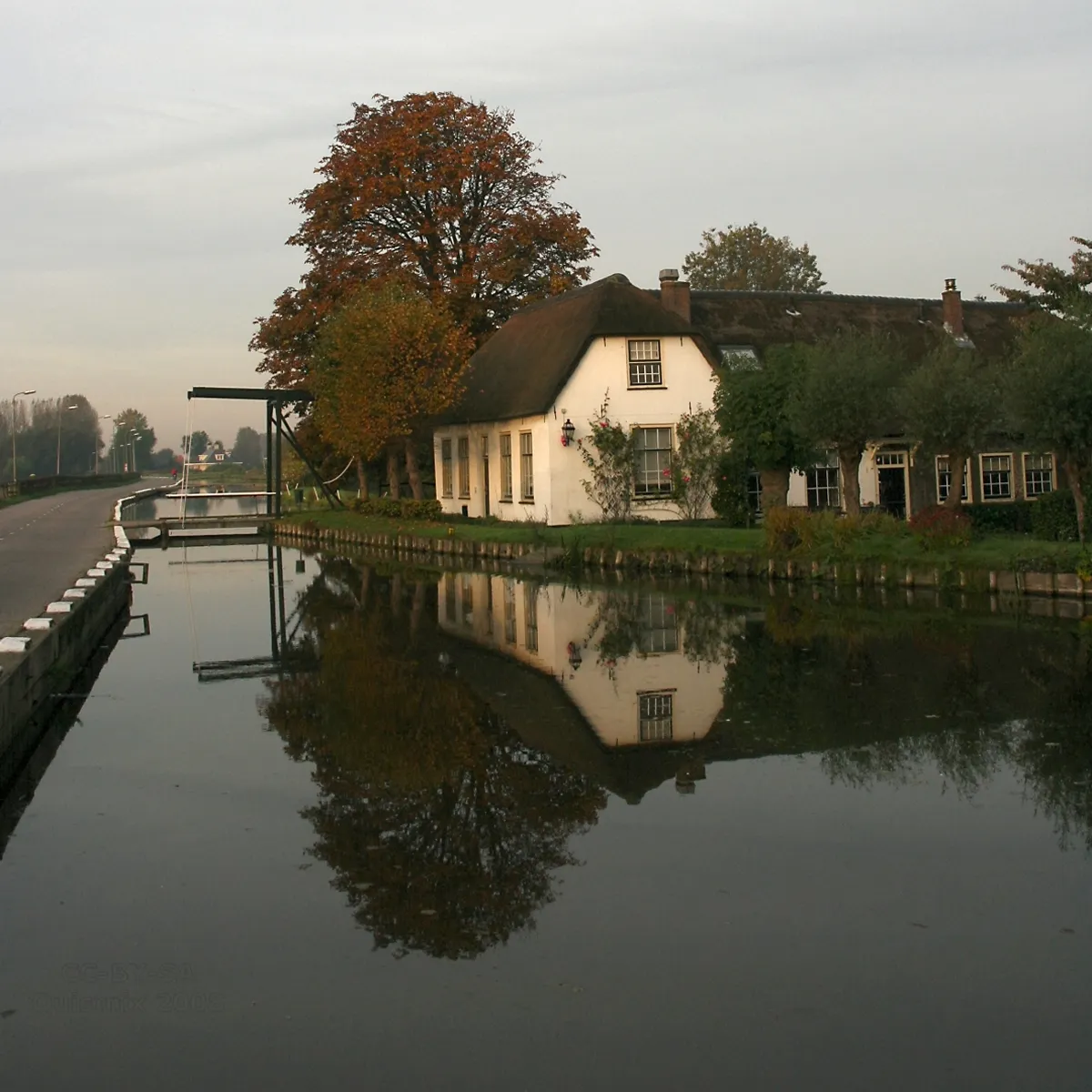 Photo showing: Stompwijk: boerderij langs de Vliet