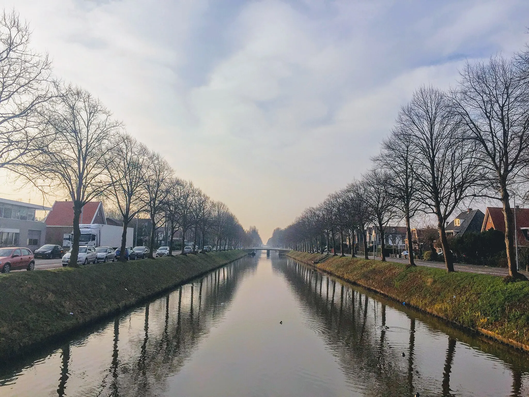 Photo showing: Nieuw-Vennep Hoofdweg brug De Symfonie winkelcentrum