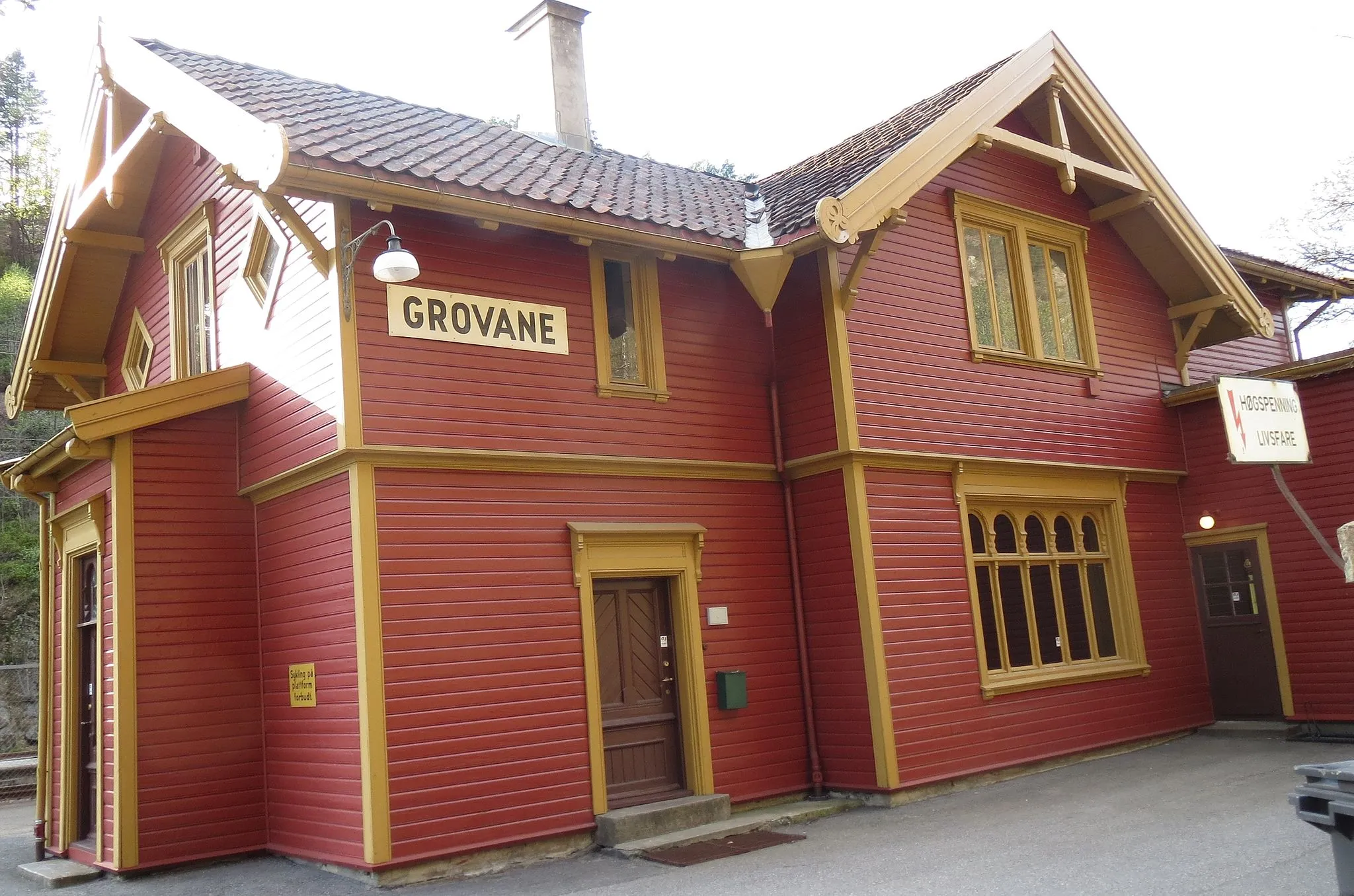 Photo showing: Grovane Station, Vennesla, Norway