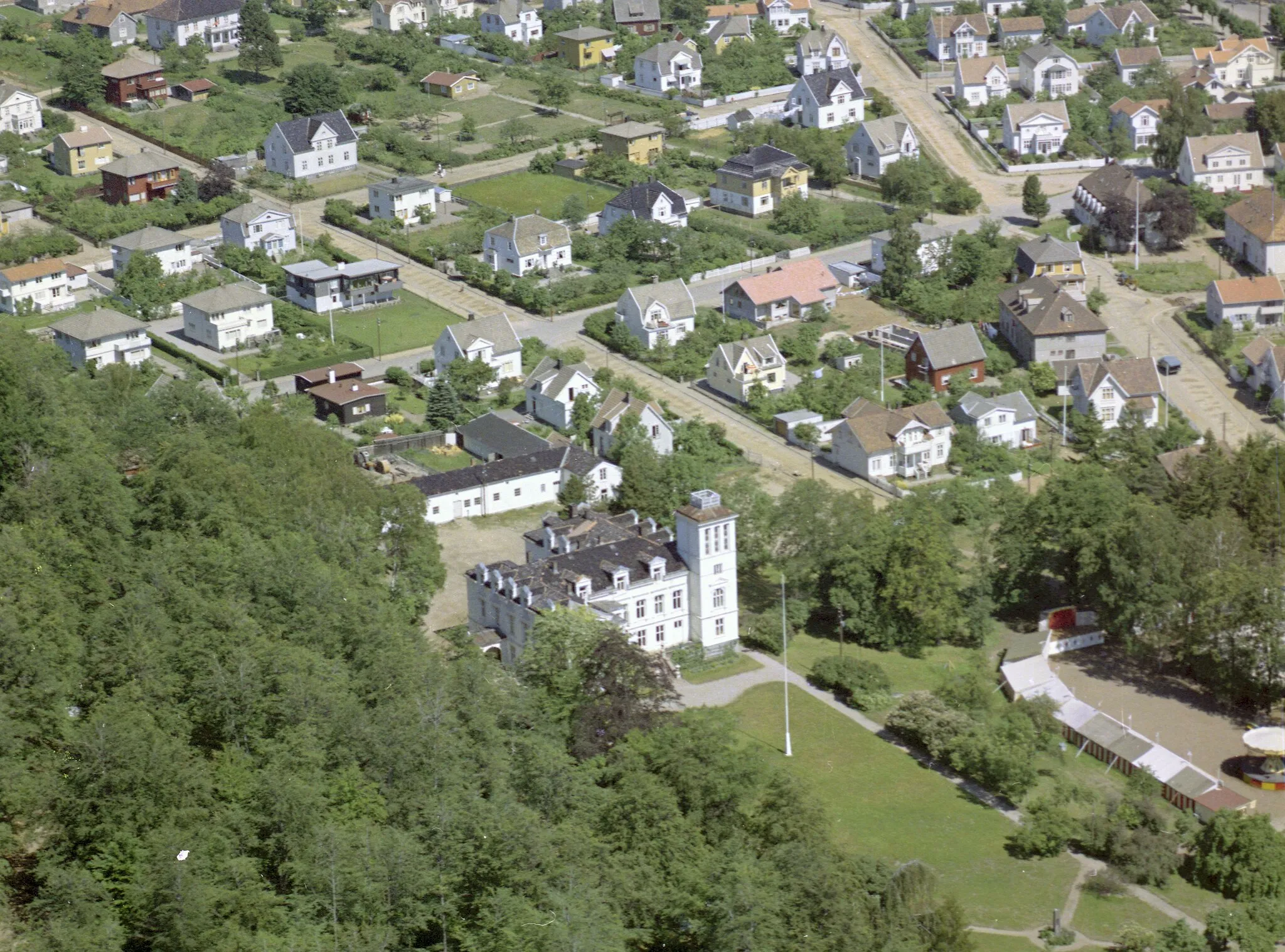 Photo showing: Widerøe skråfoto fra Larvik kommune