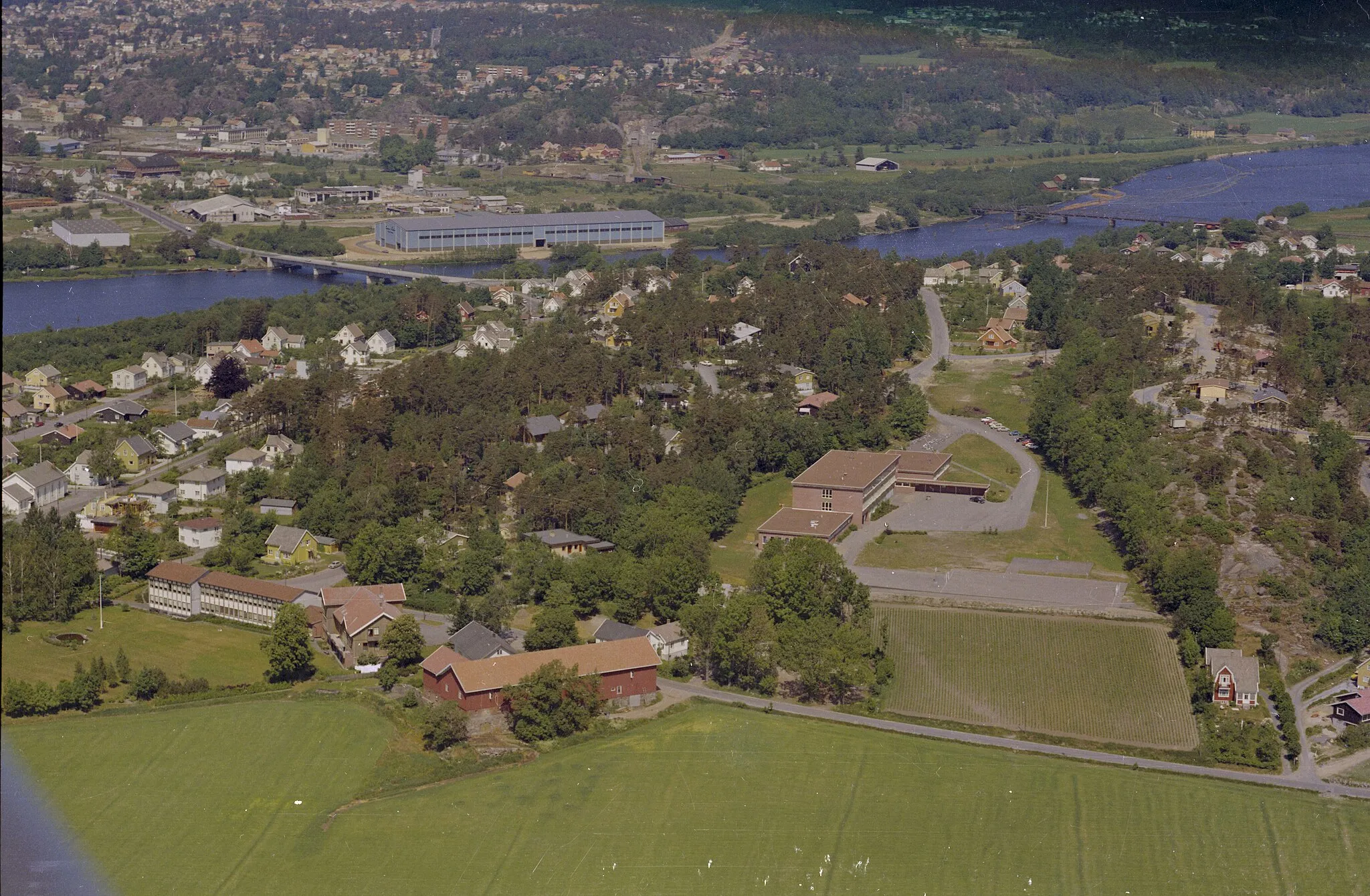 Photo showing: Widerøe skråfoto fra Larvik kommune