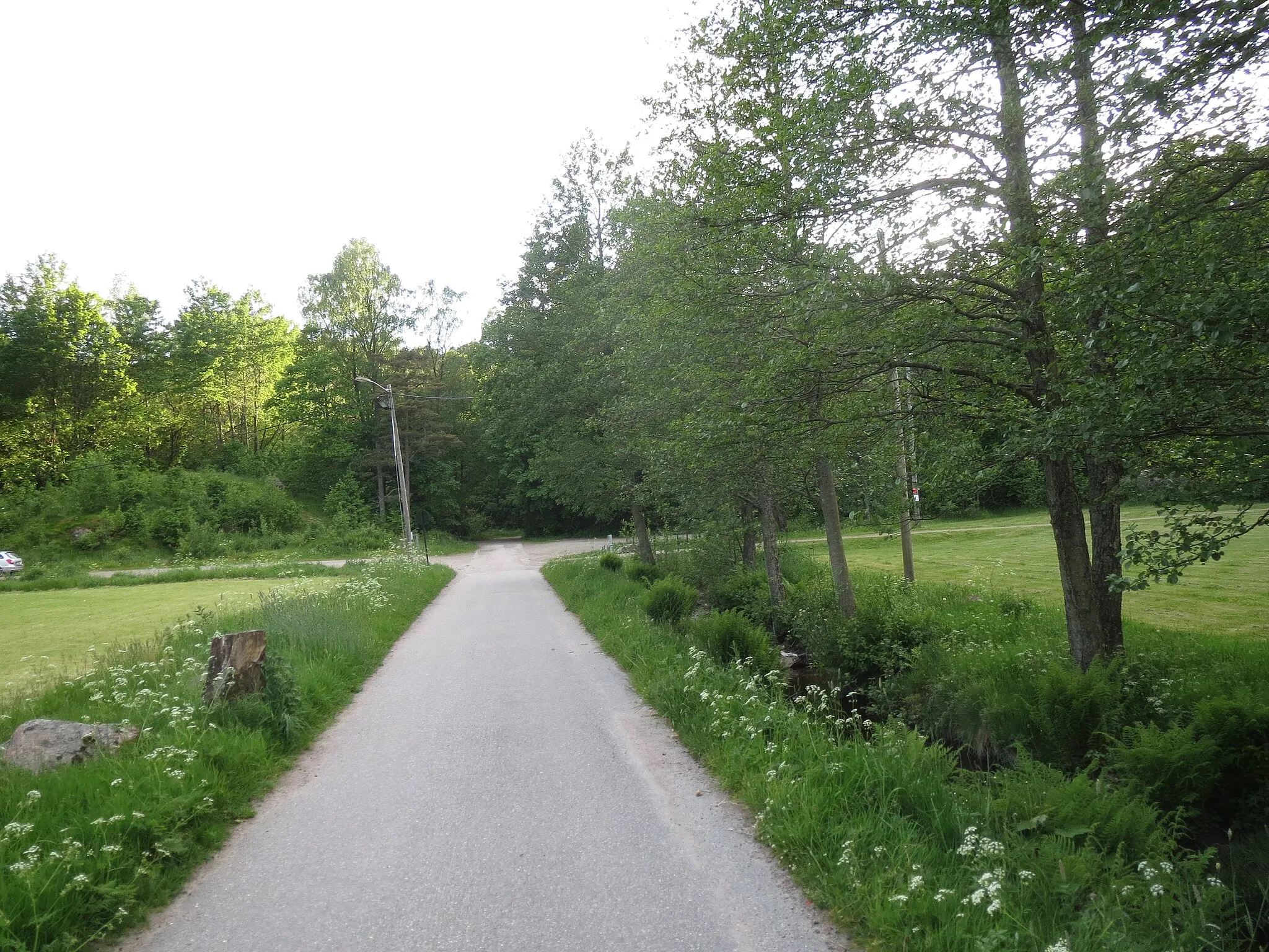Photo showing: Gamle Mandalsvei i Kristiansand ved Kjærrane
