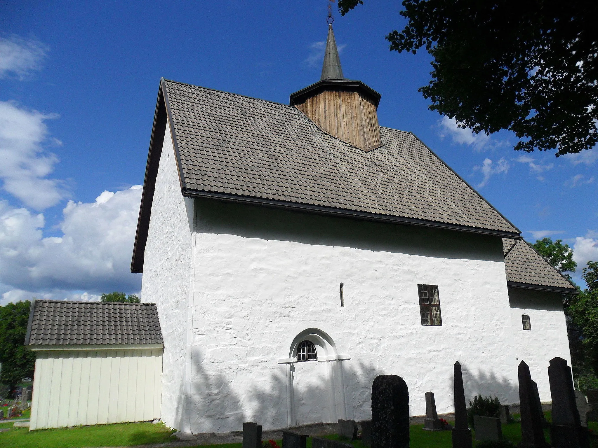 Photo showing: Bø old church in Bø county, Telemark, Norway