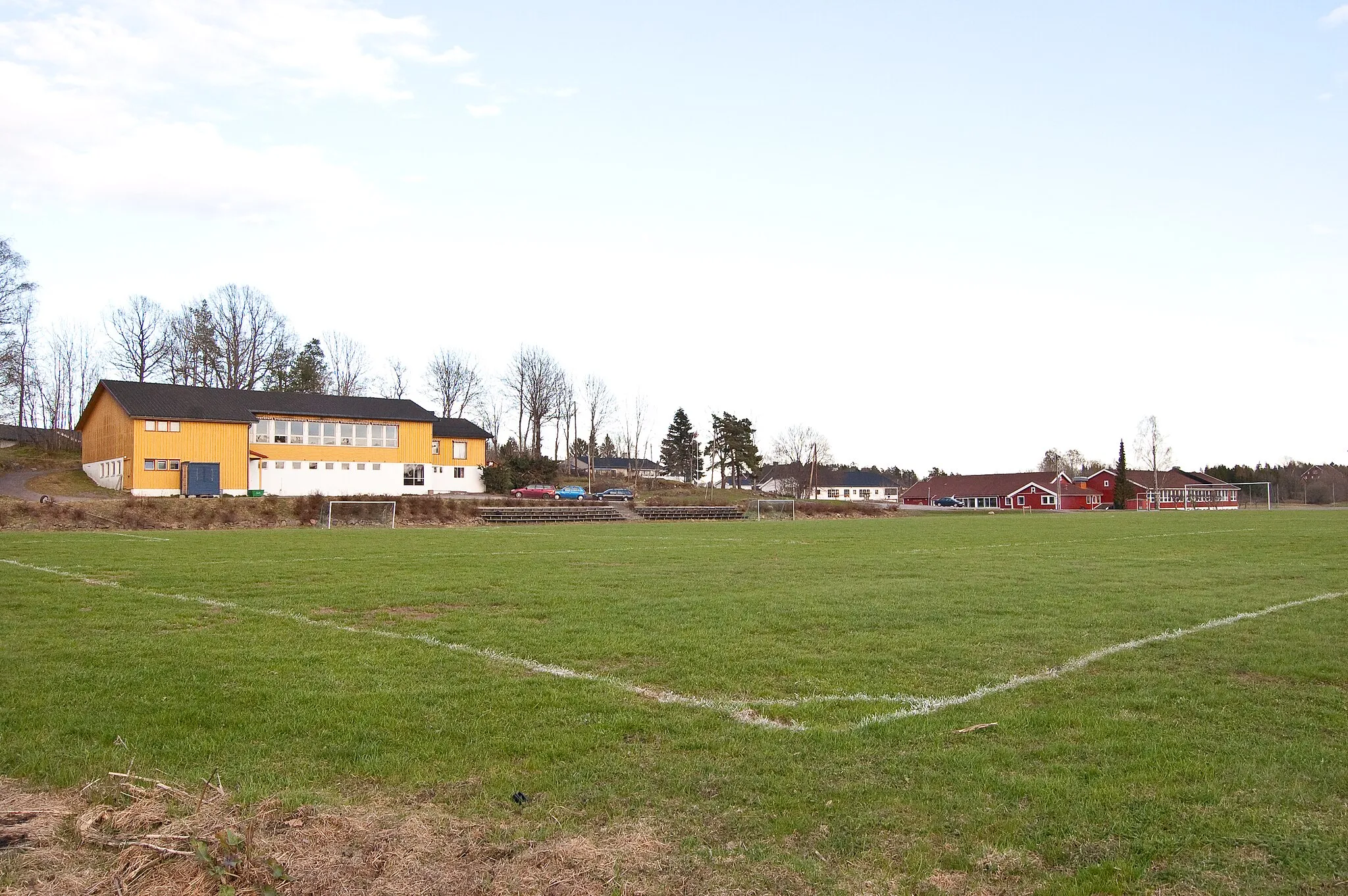 Photo showing: Dalheim and Solerød Oppvekstsenter in Undrumsdal, Re, Vestfold, Norway