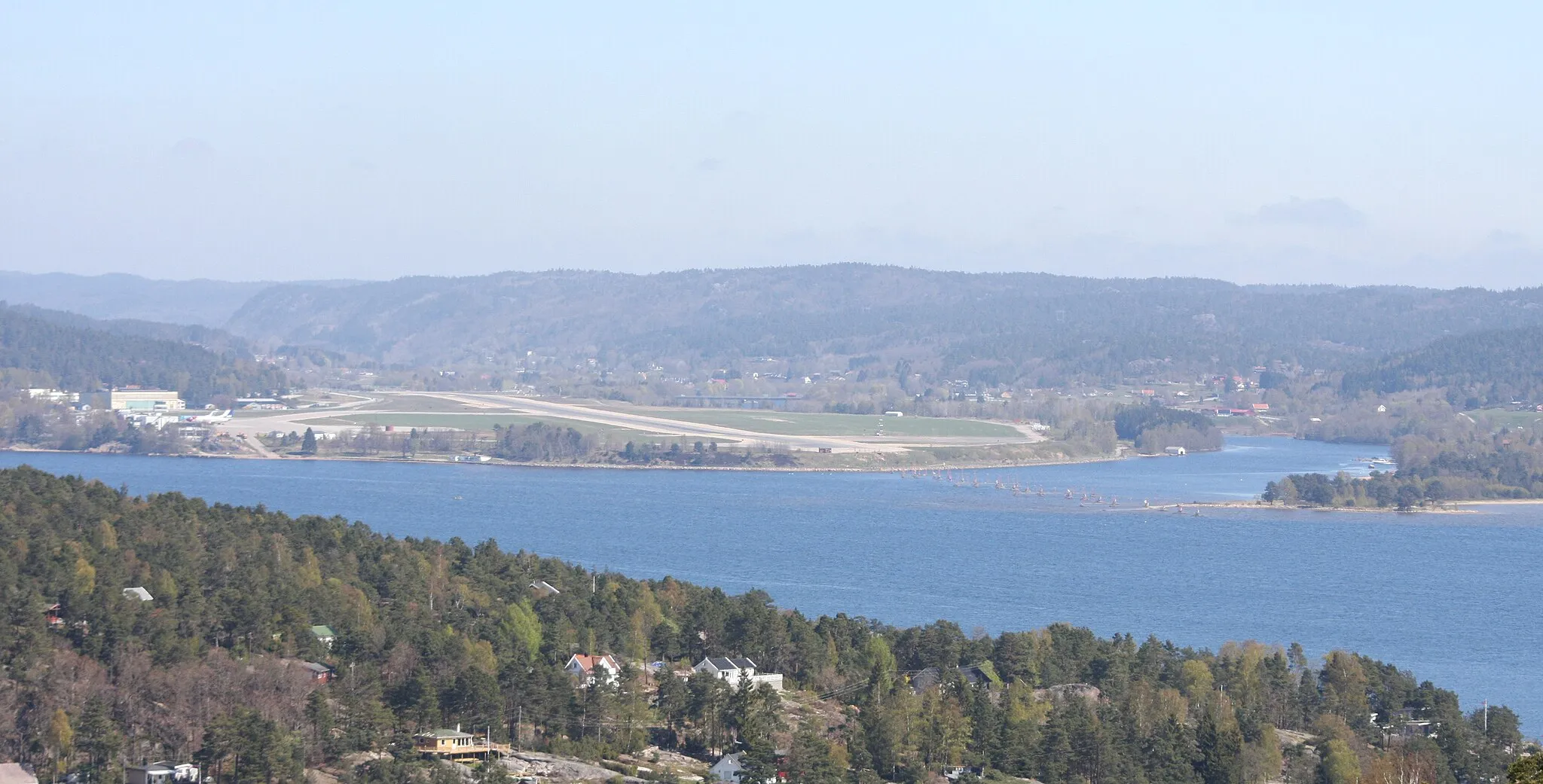 Photo showing: Tovdalselva, a river ending in the Topdals Fiord, Kristiansand, Norway.