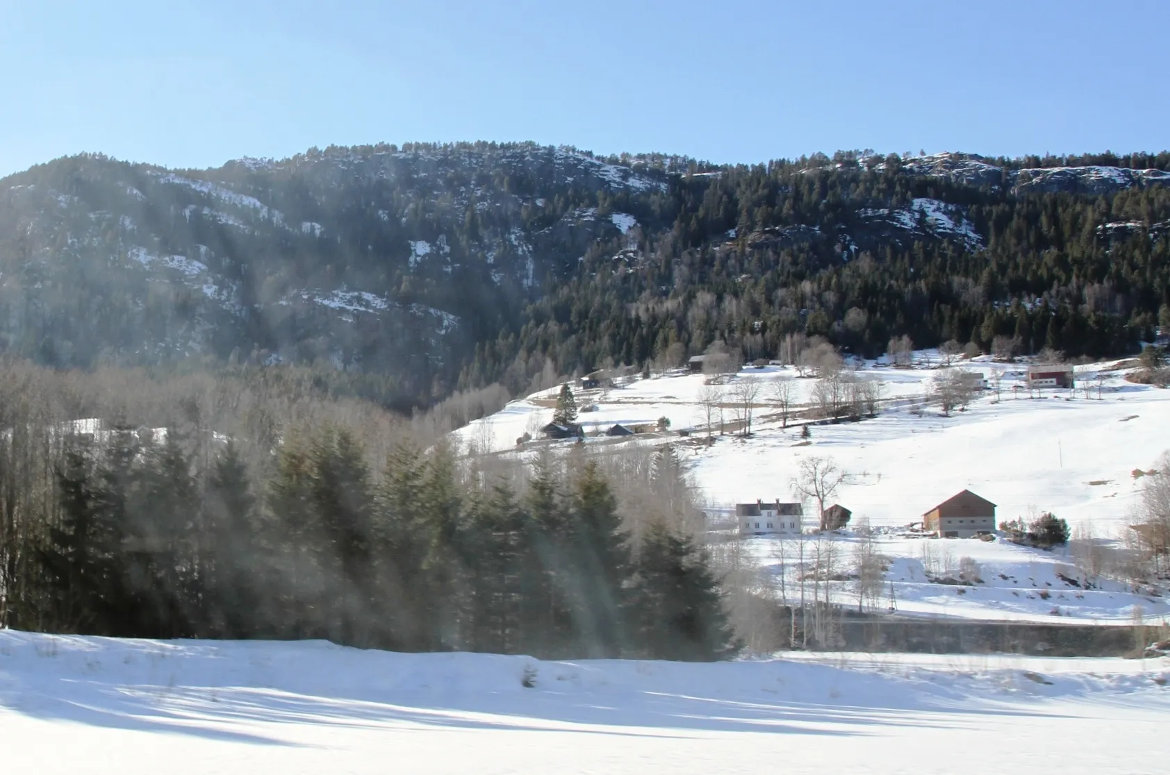 Photo showing: Image from along the E134 highway, in Seljord municipality, Telemark county (Norway)