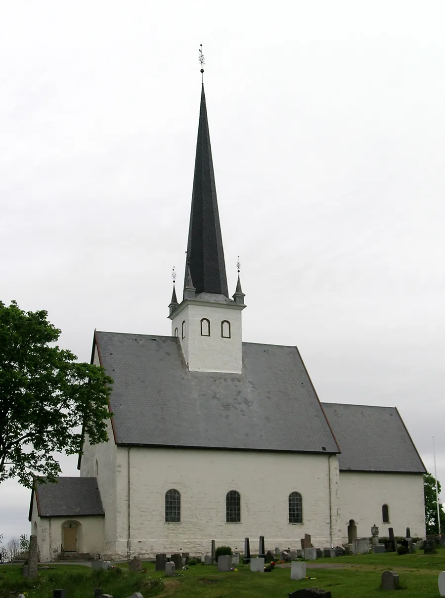 Photo showing: Stange church, seen from south. Stange, Hedmark.